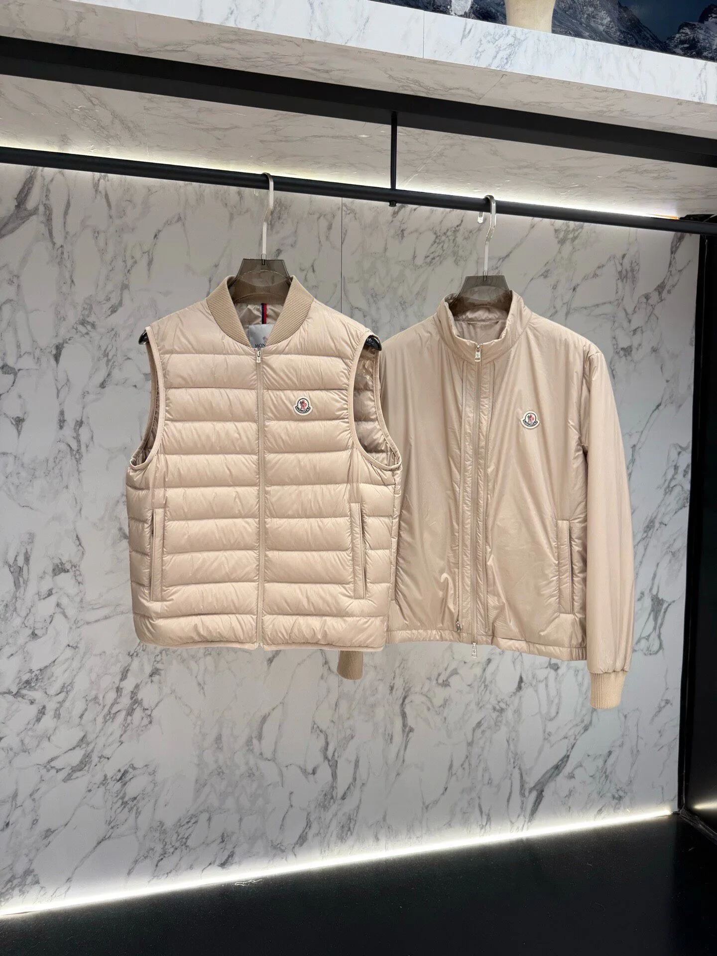 Men's Jackets And Down Jackets MONCLER 18345554