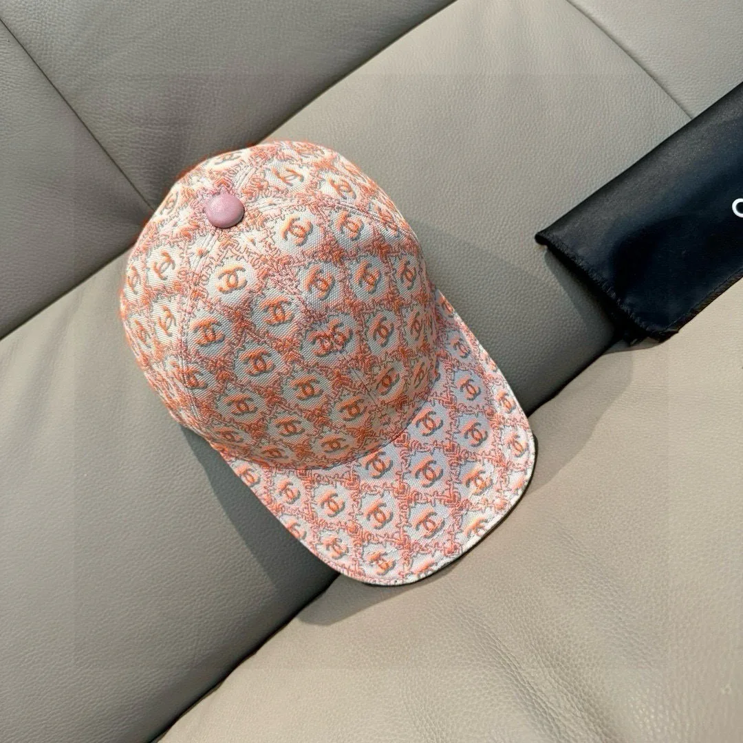 Hats CHANEL 18105235