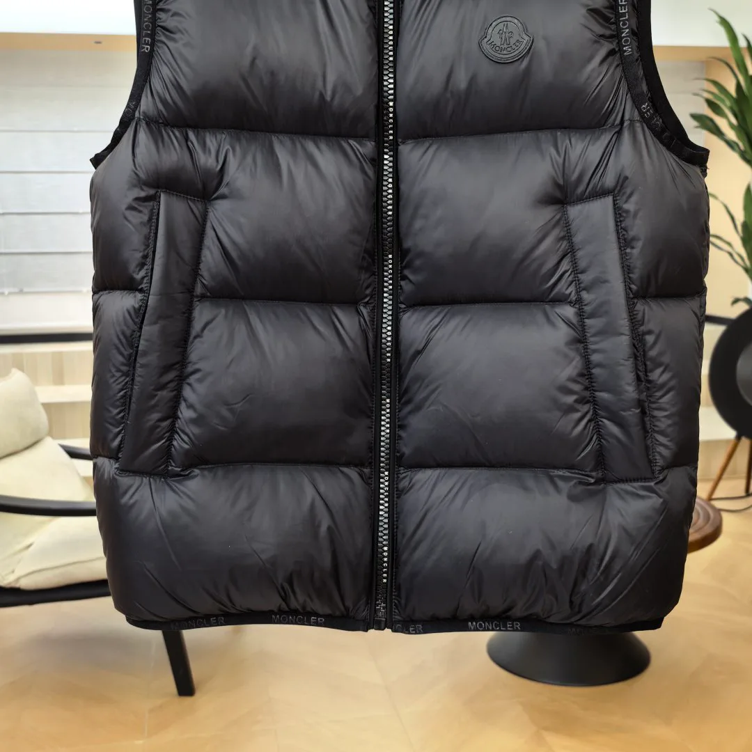 Women's Vests MONCLER 18130365