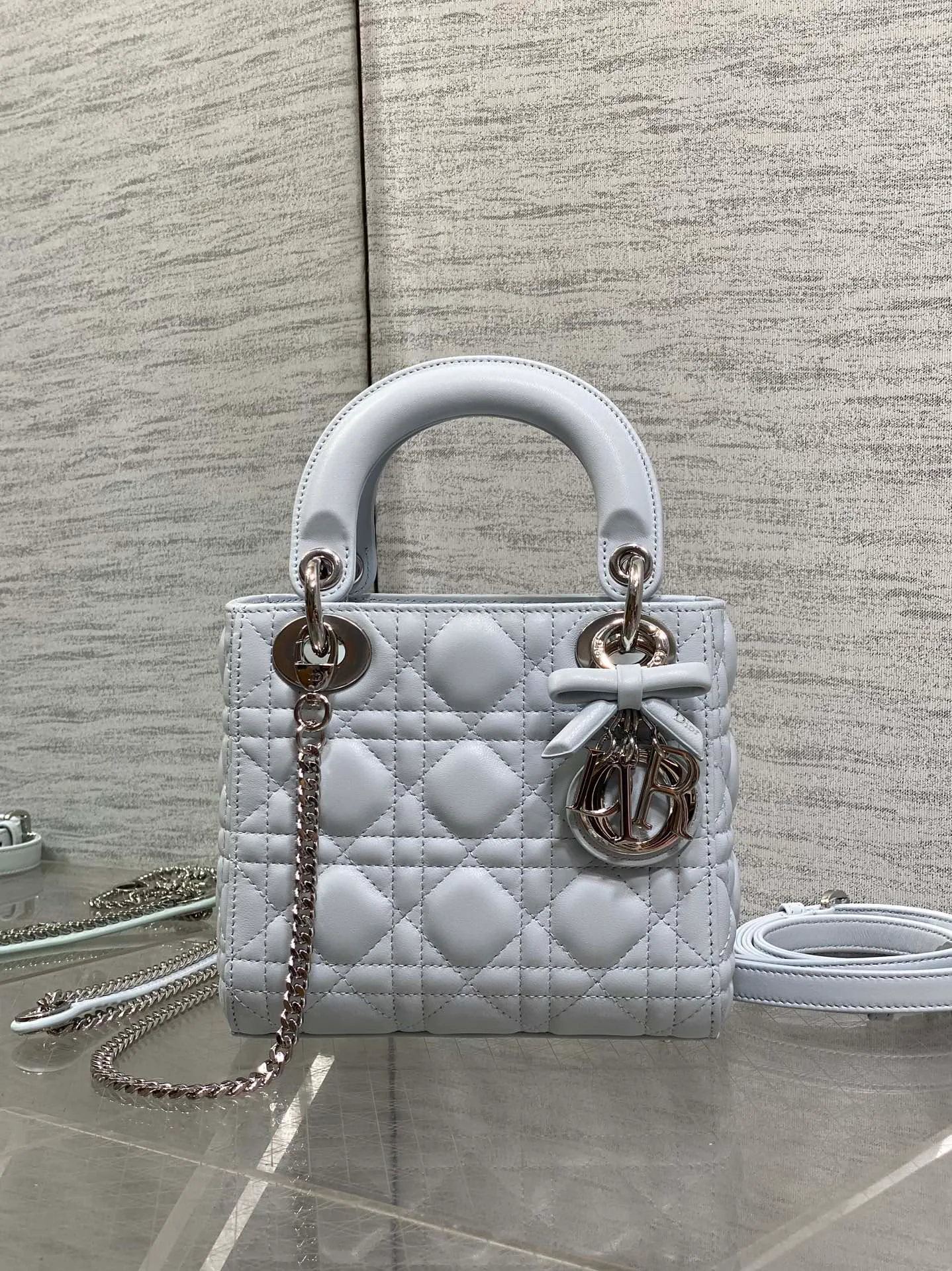 Women's Classic Handbags CHRISTIAN DIOR 18392914