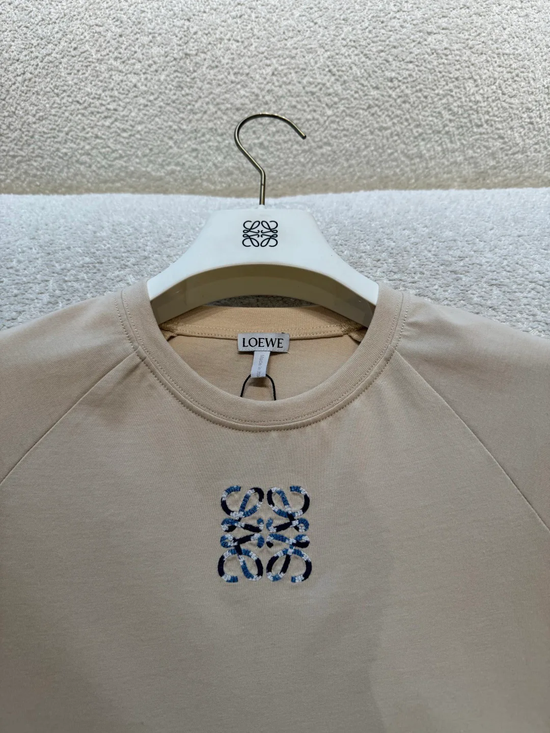 Women's T-Shirts LOEWE 17509988