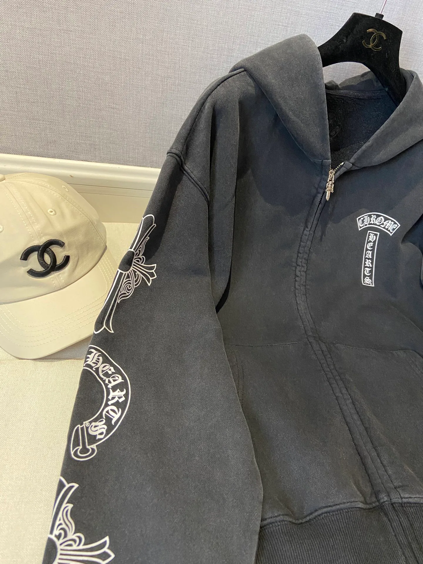 Women's Sweatshirts And Hoodies CHROME HEARTS 18088651