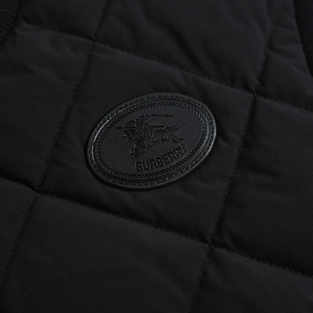 Women's Jackets And Down Jackets BURBERRY 18022617