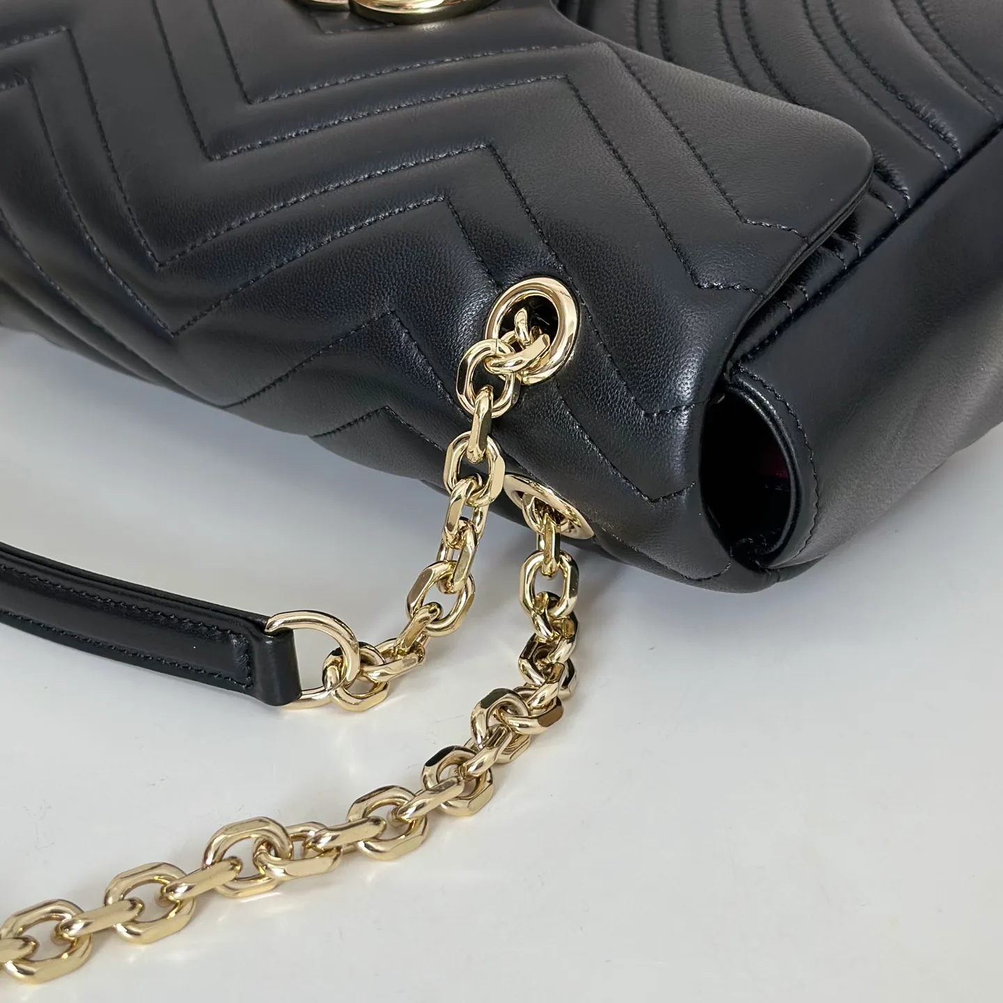 Классические Сумки Женские Gucci 18614528