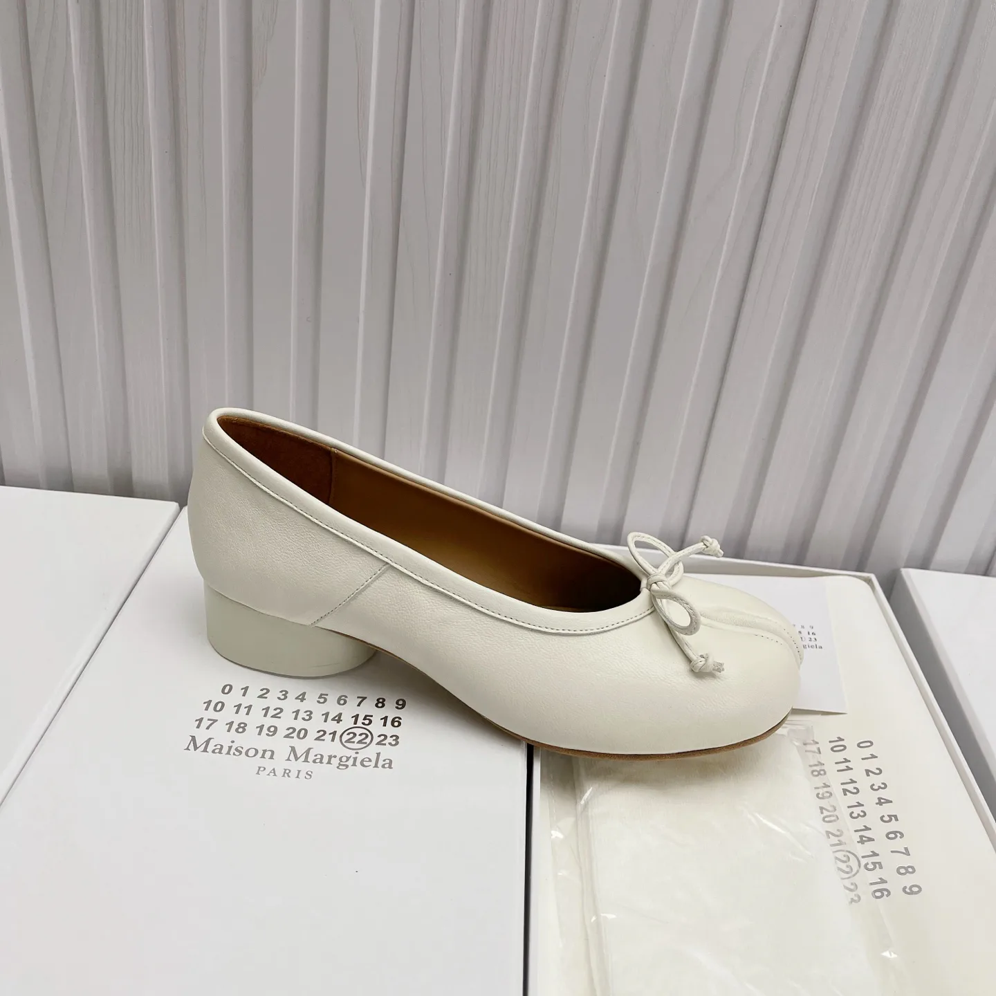Women's Ballet Flats MAISON MARGIELA 18104497