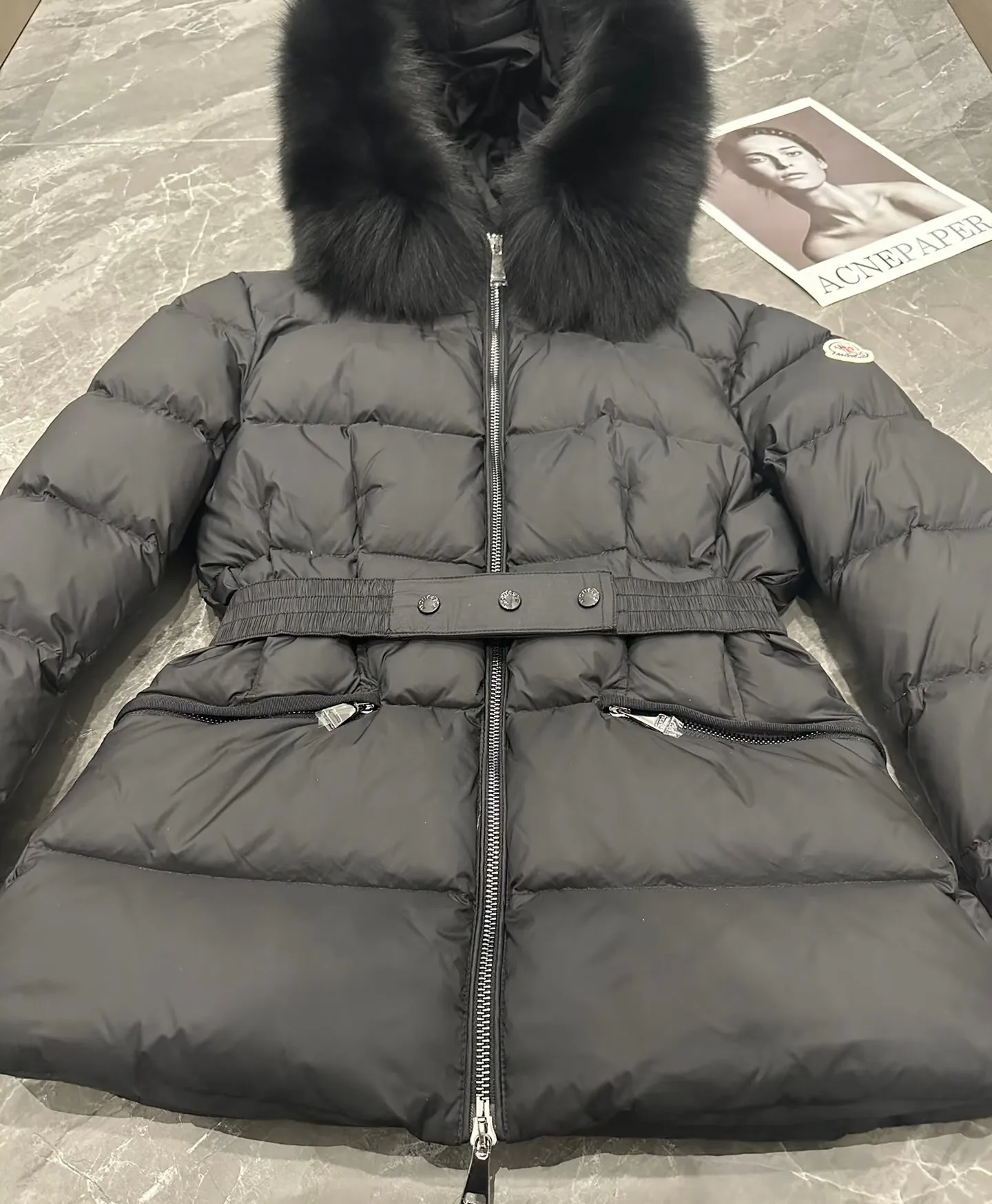 Women's Jackets And Down Jackets MONCLER 17964501