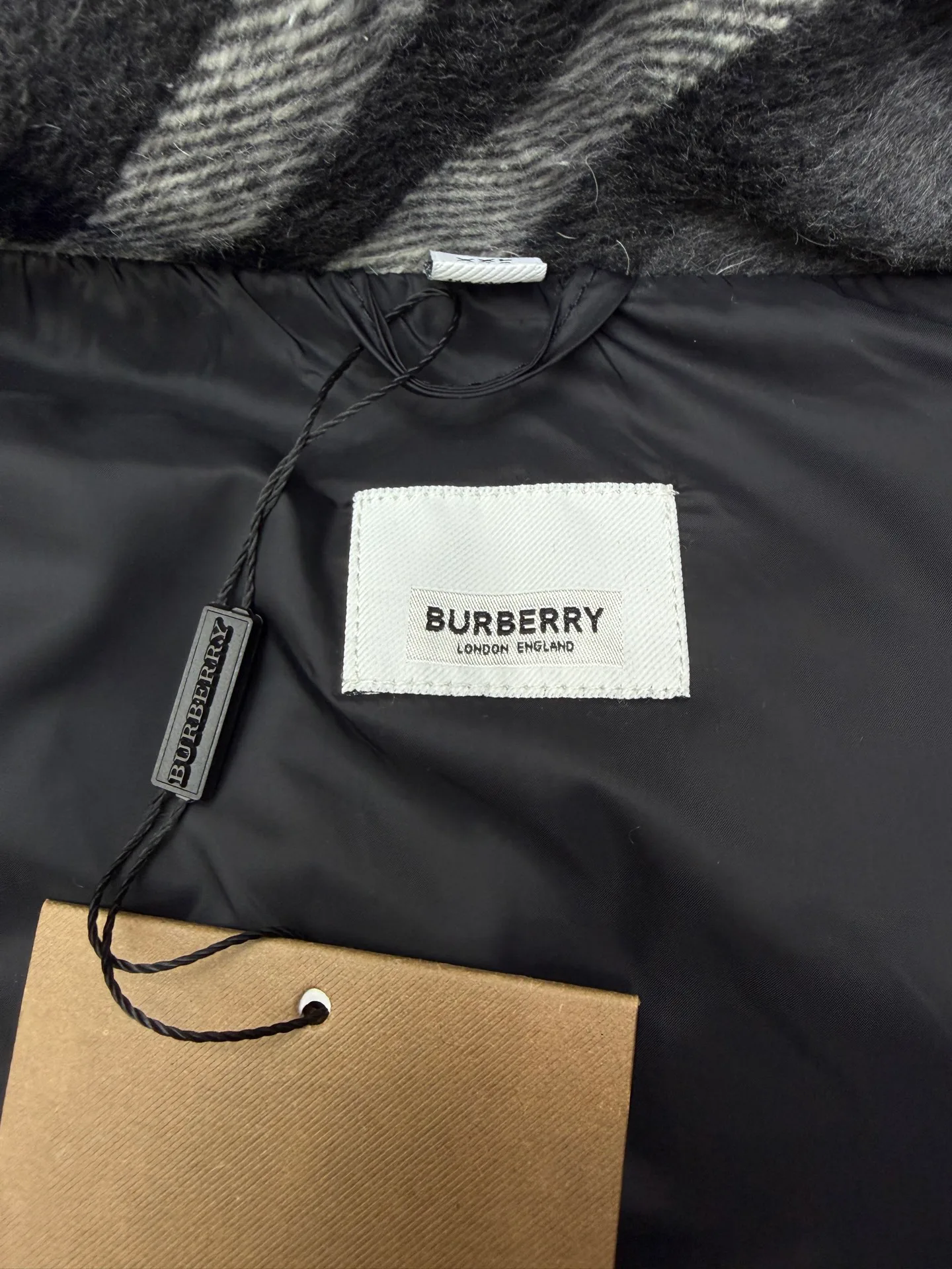 Men's Jackets And Down Jackets BURBERRY 17568665
