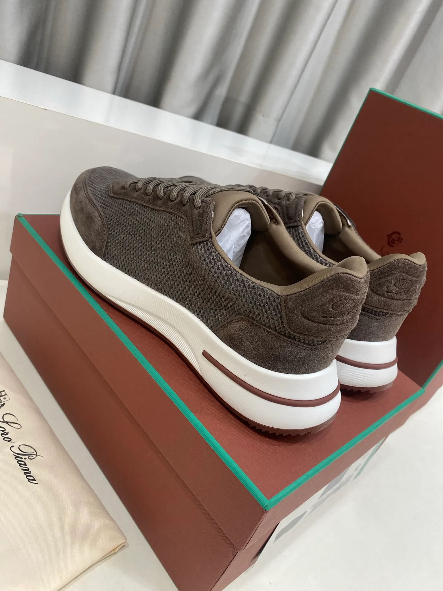 Men's Sneakers LORO PIANA 17485926