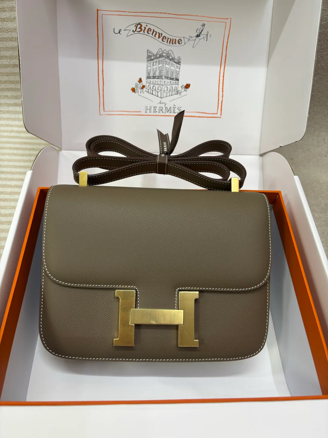 Women's Classic Handbags HERMES 17356100