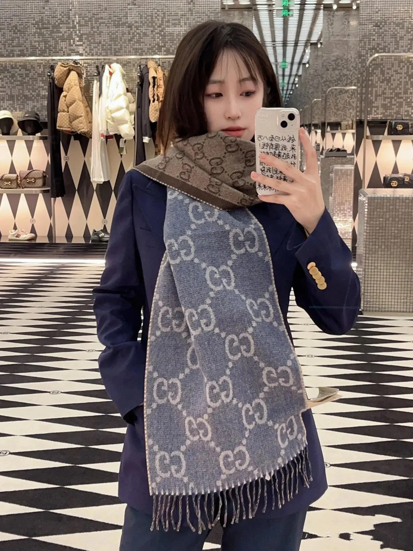 Scarves GUCCI 18105485