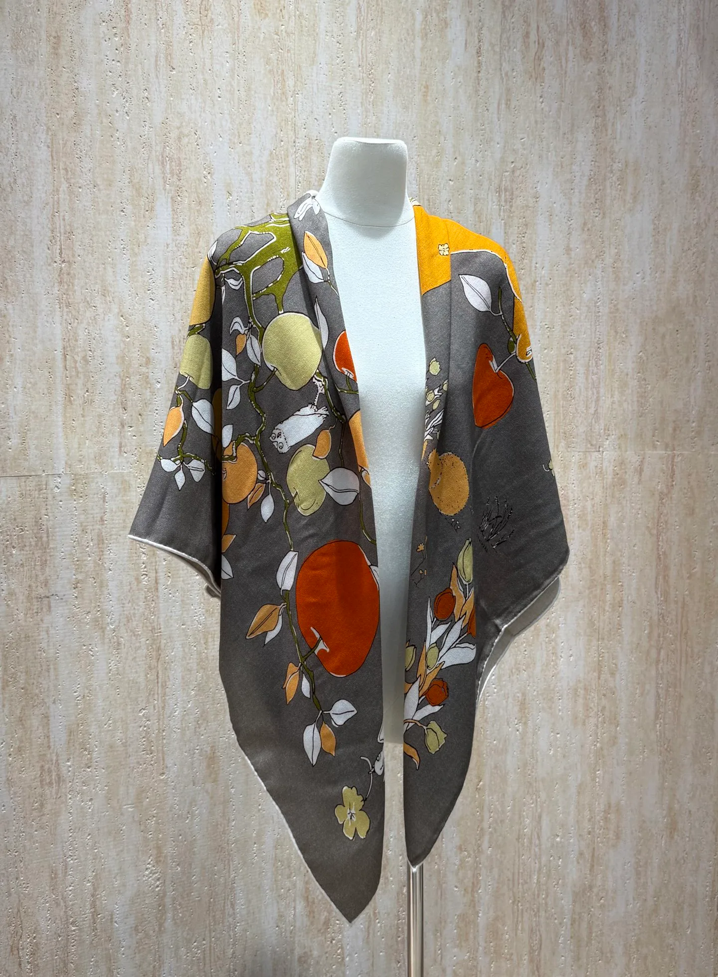 Silk Scarves HERMES 18127183