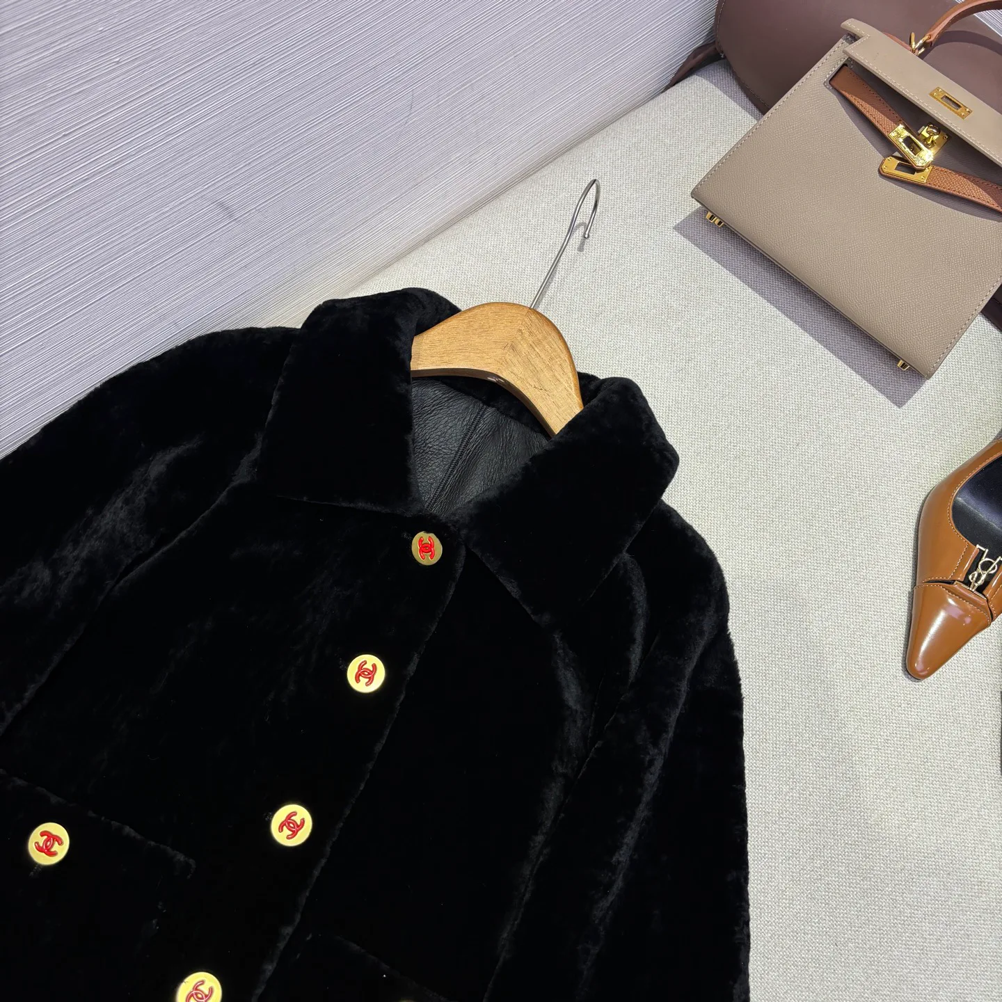 Women's Jackets And Down Jackets CHANEL 18016152