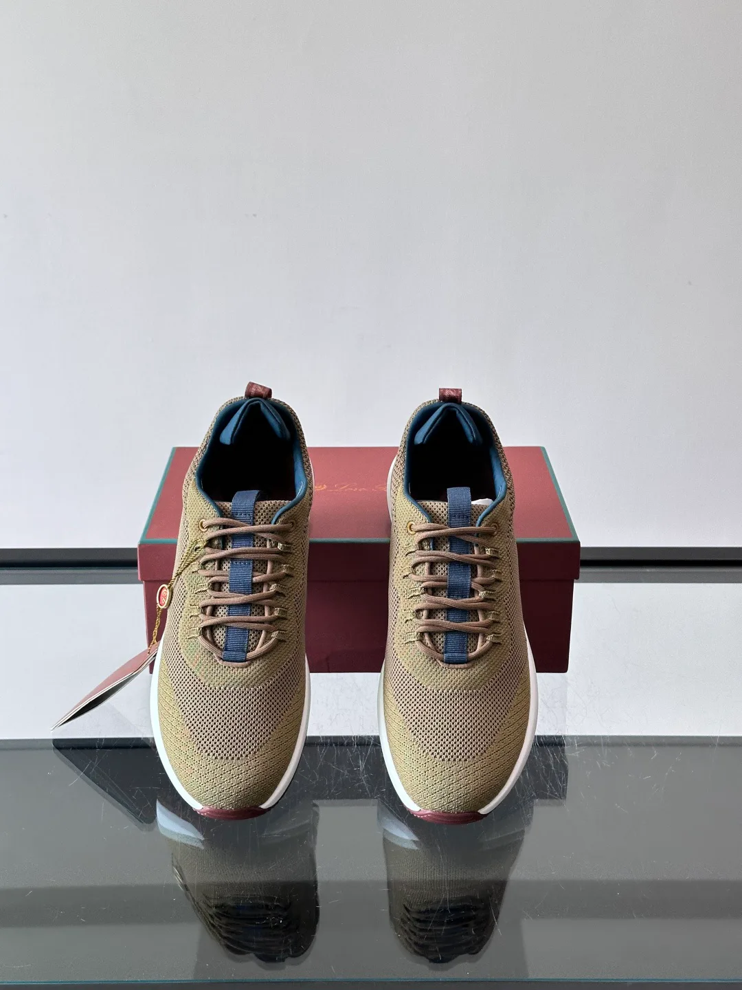 Men's Sneakers LORO PIANA 18265116
