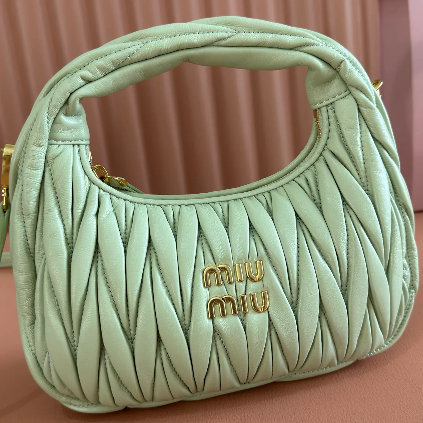 Women's Shoulder Bags MIU MIU 18148095