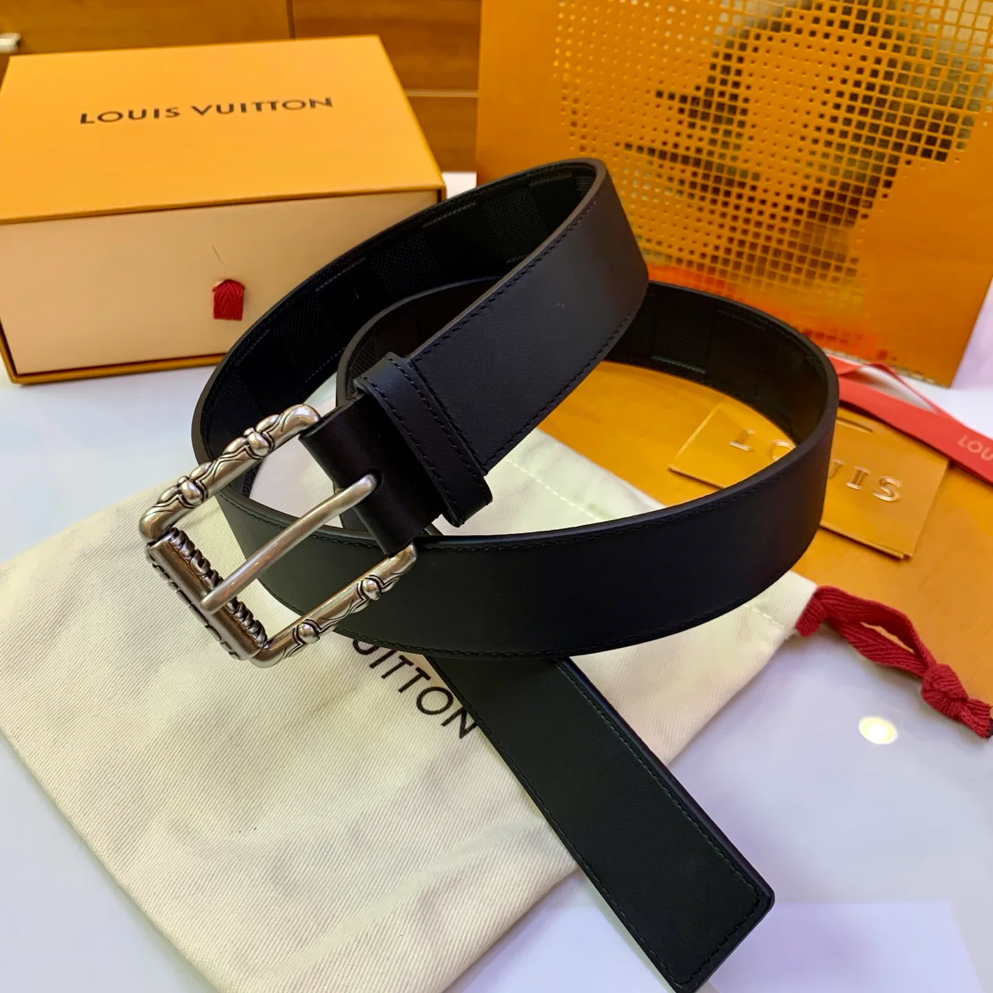 Belts LOUIS VUITTON 17638913