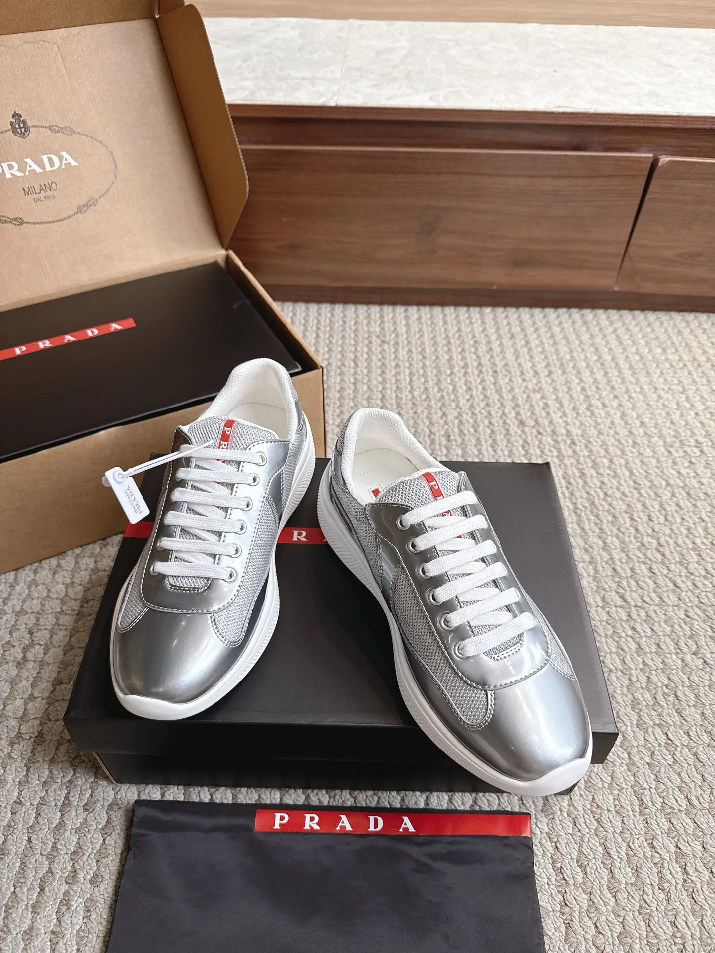 Women's Sneakers PRADA 17470457