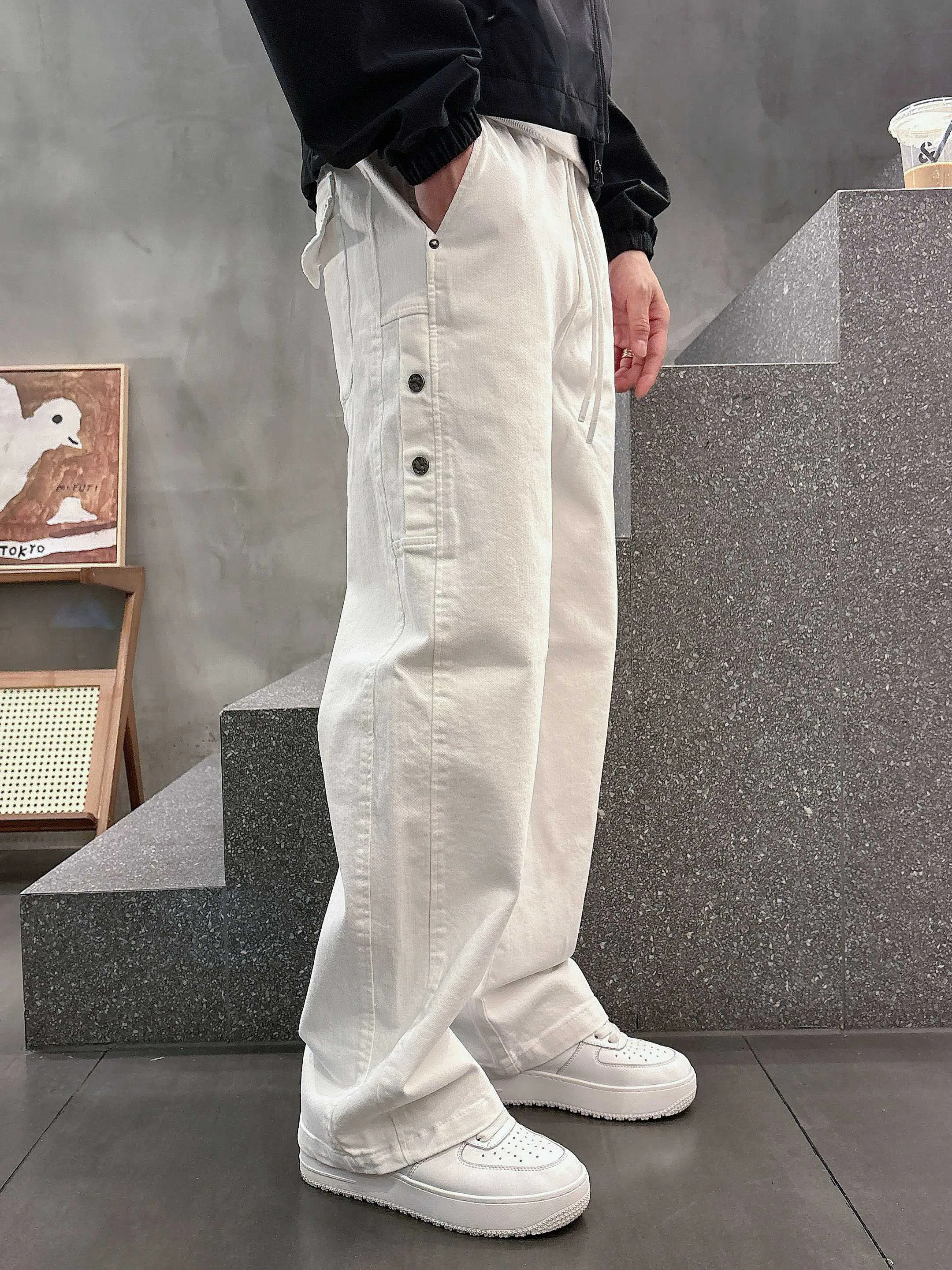 Men's Trousers LOUIS VUITTON 18368716