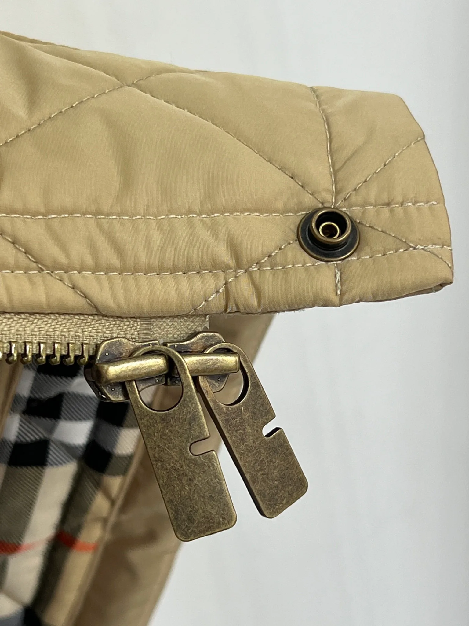 Women's Jackets And Down Jackets BURBERRY 17049700