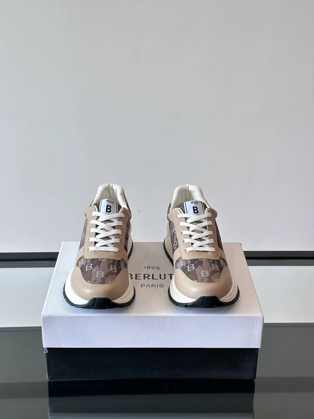 Men's Sneakers BERLUTI 18277784