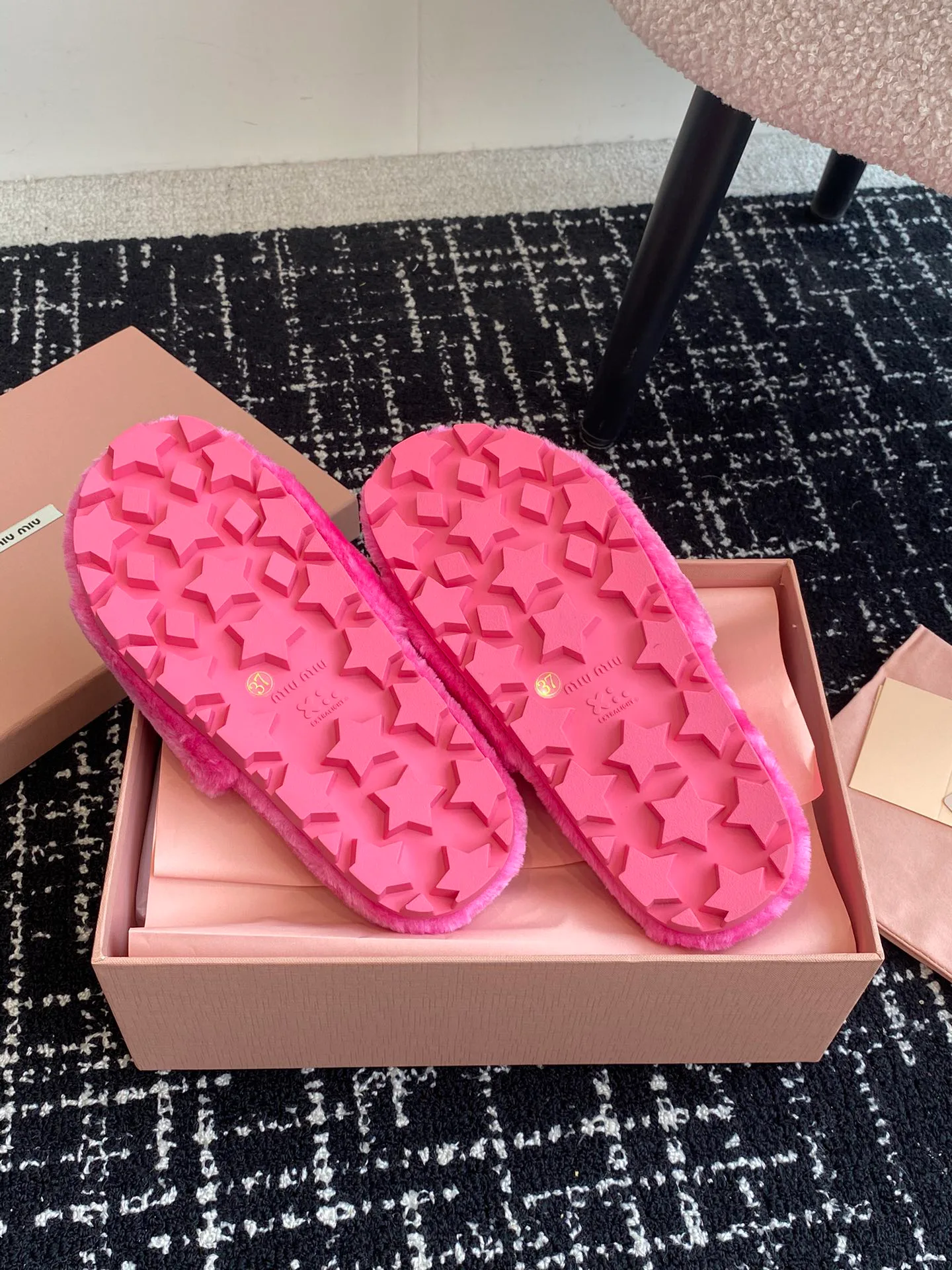Women's Slippers MIU MIU 18241533