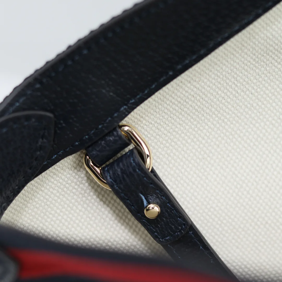 Women's Classic Handbags GUCCI 18262377