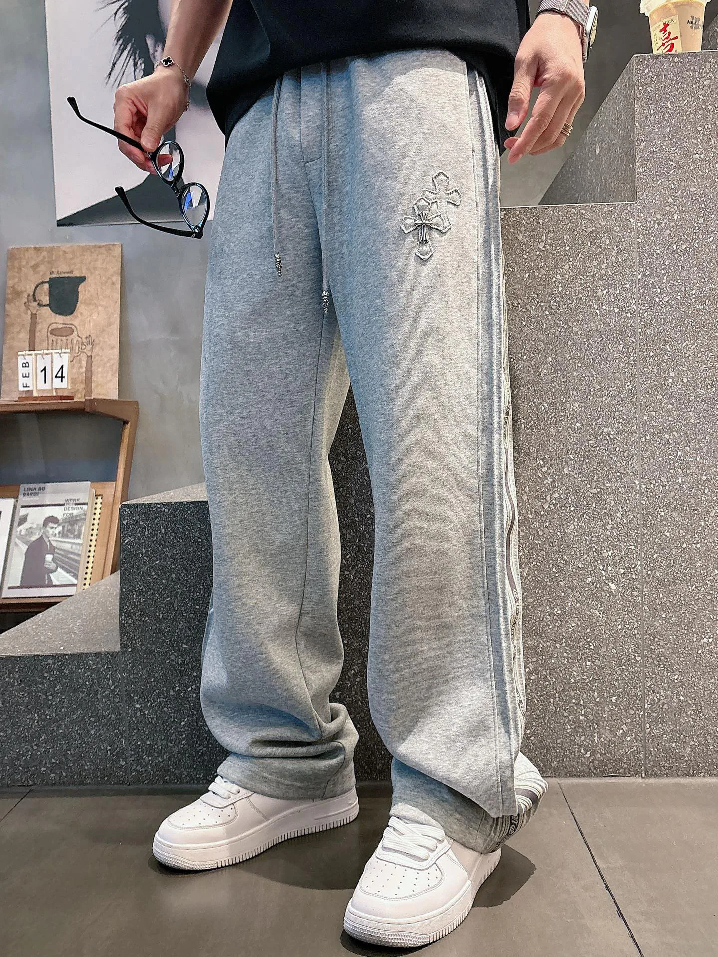 Брюки Мужские Chrome Hearts 18596882