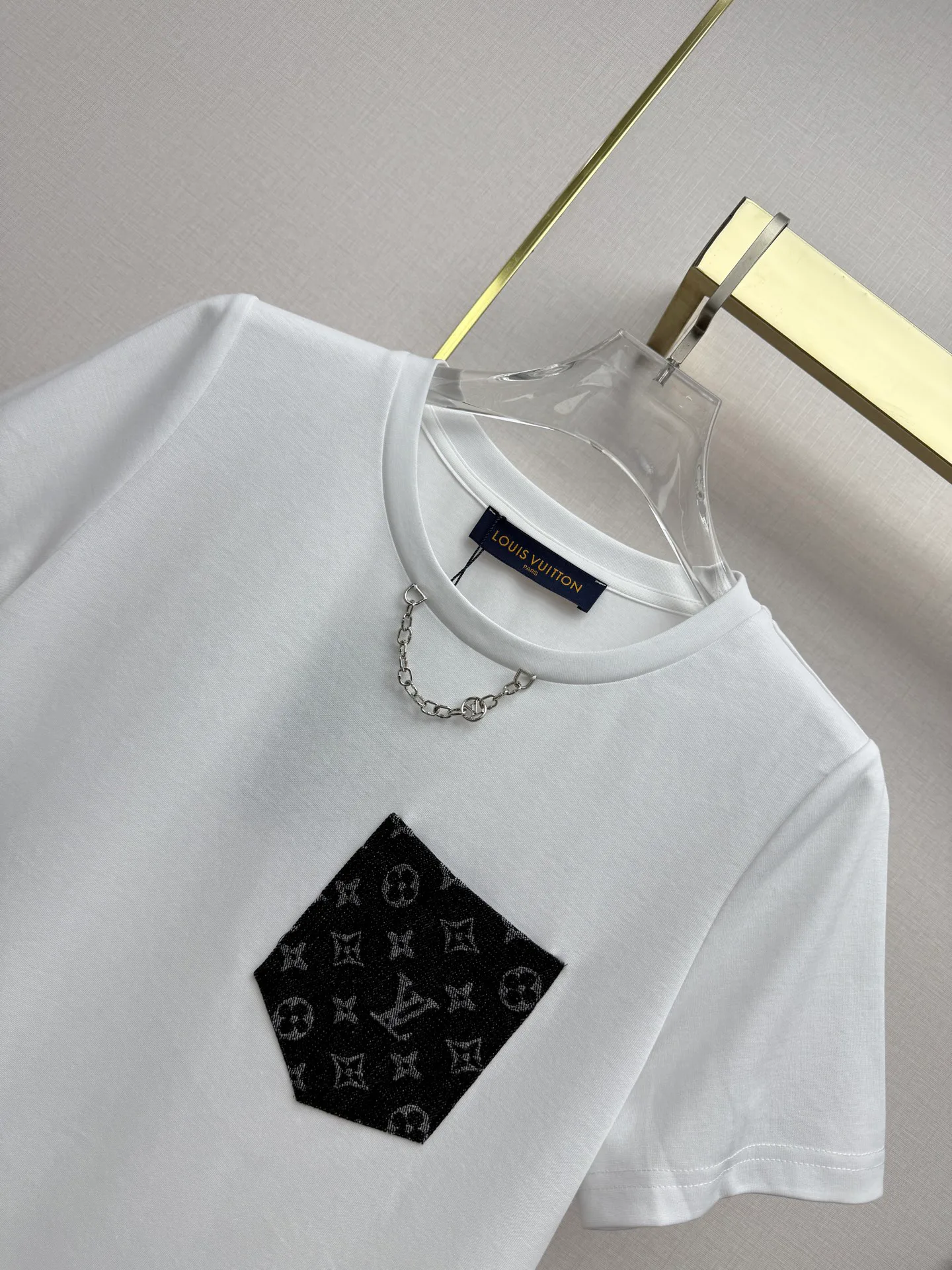 Women's T-Shirts LOUIS VUITTON 17361110