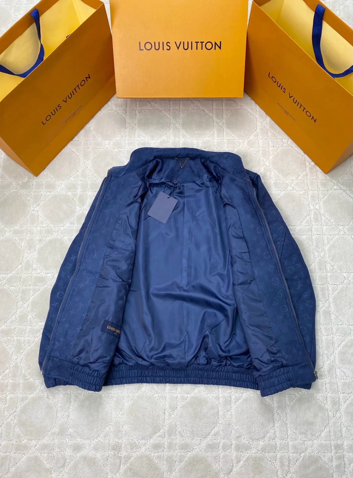 Men's Jackets And Down Jackets LOUIS VUITTON 18495568