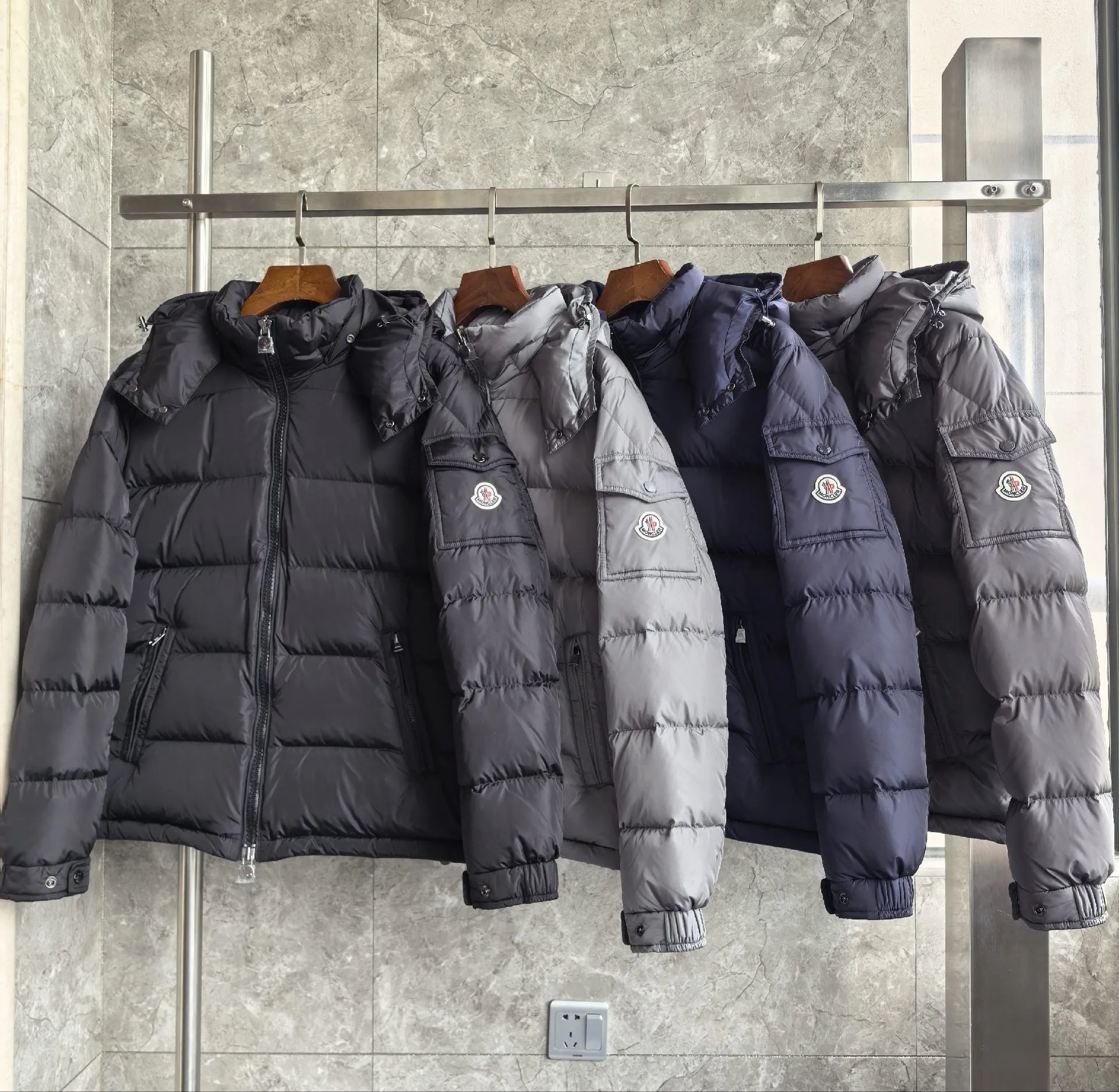Men's Jackets And Down Jackets MONCLER 17864958