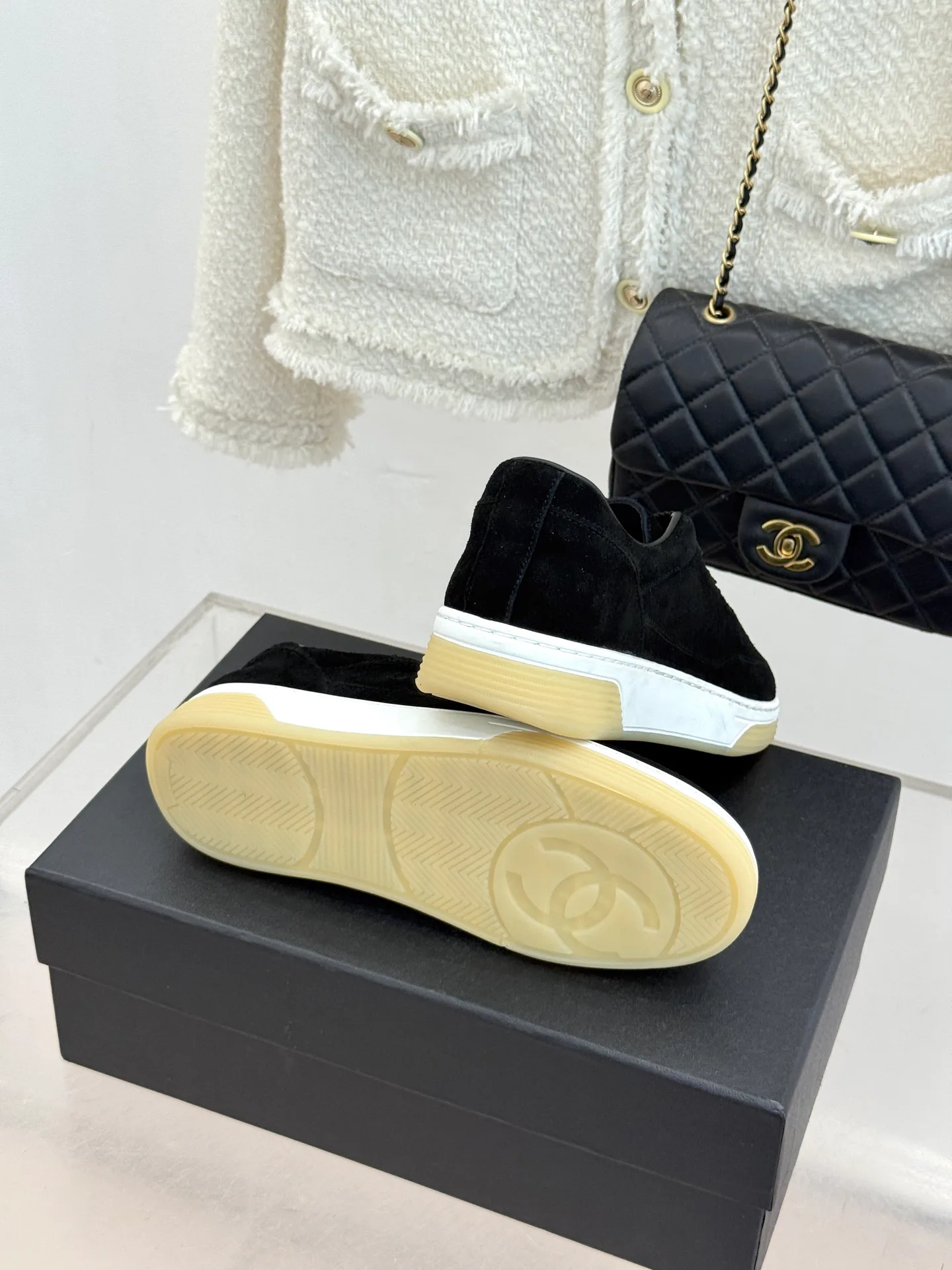 Women's Sneakers CHANEL 18154784