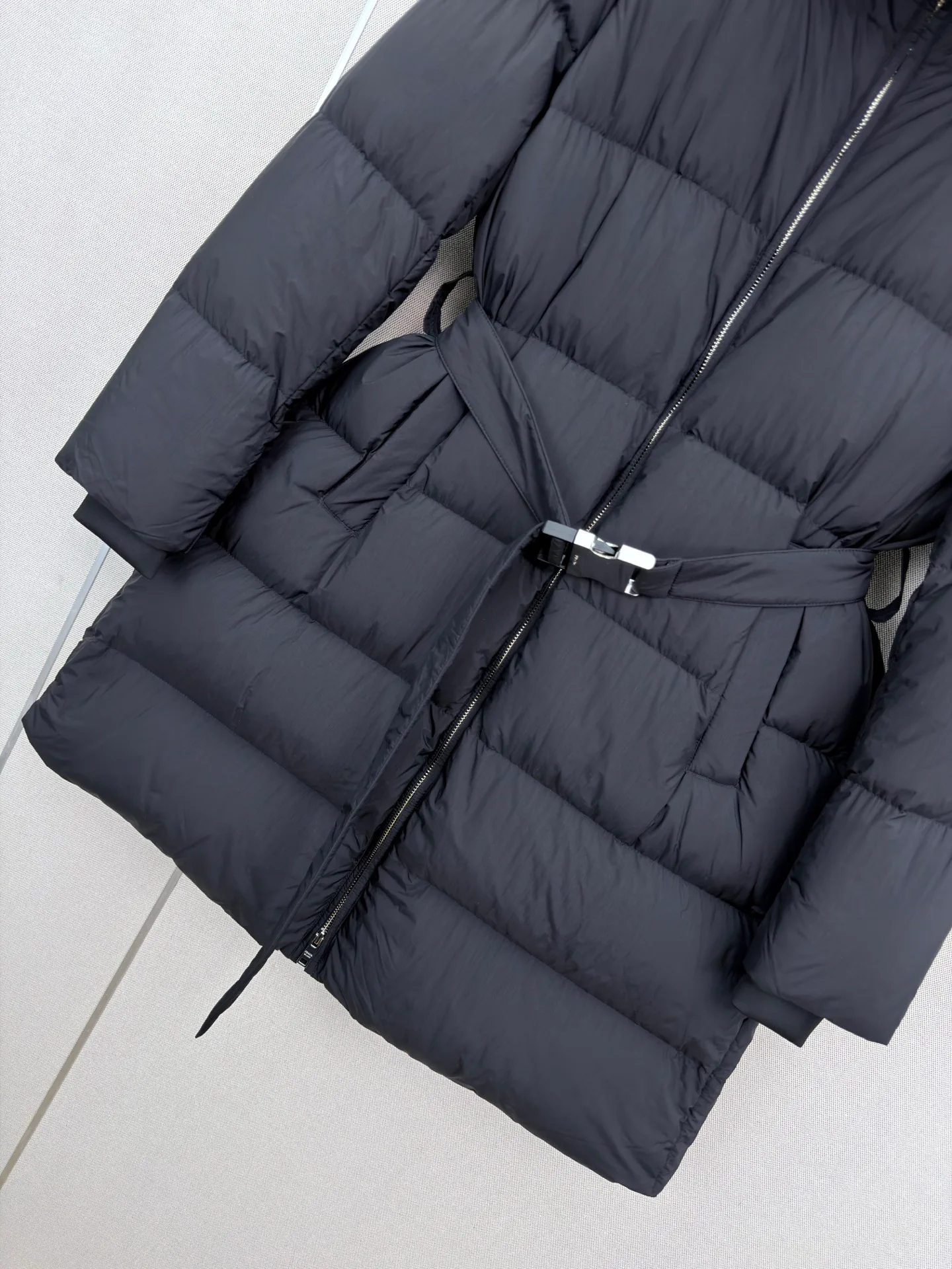 Women's Jackets And Down Jackets PRADA 18108679
