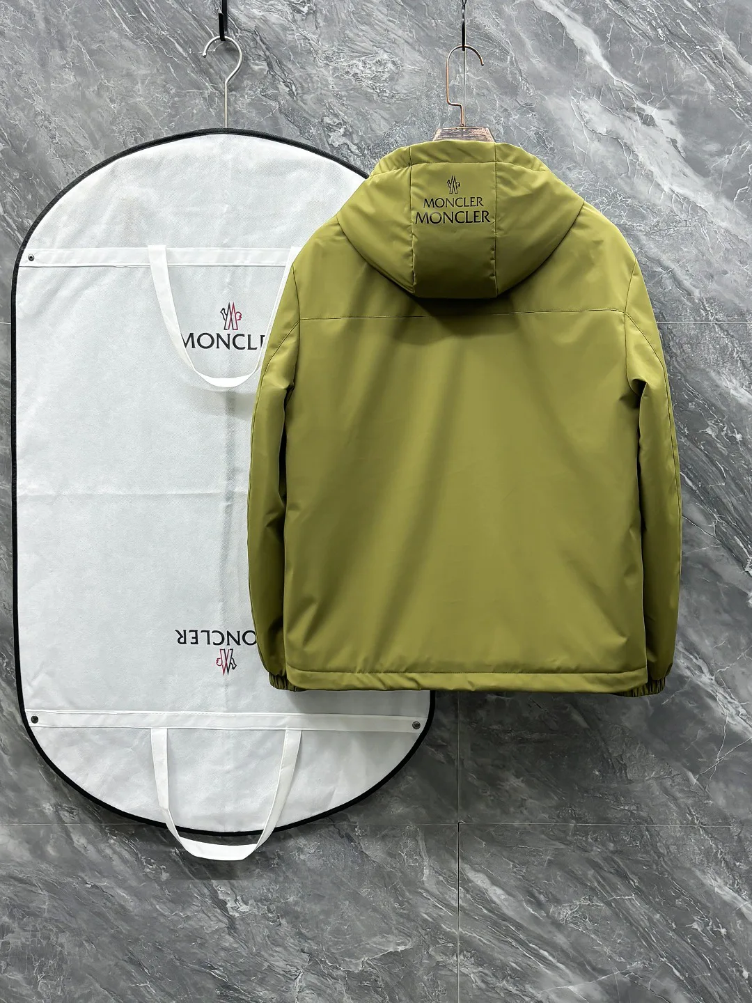 Men's Jackets And Down Jackets MONCLER 16994604
