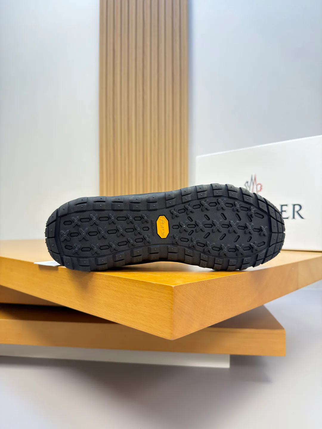 Men's Sneakers MONCLER 18142540