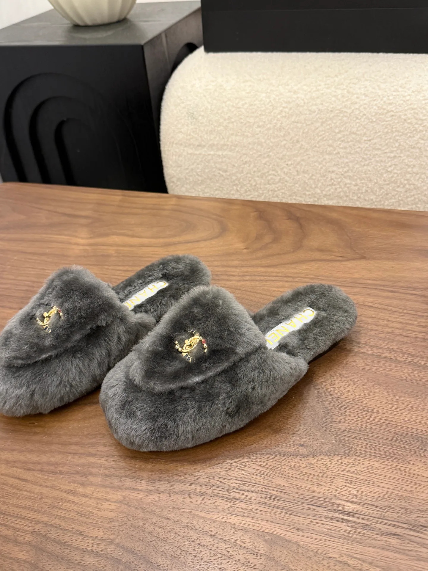 Women's Slippers CHANEL 18223680