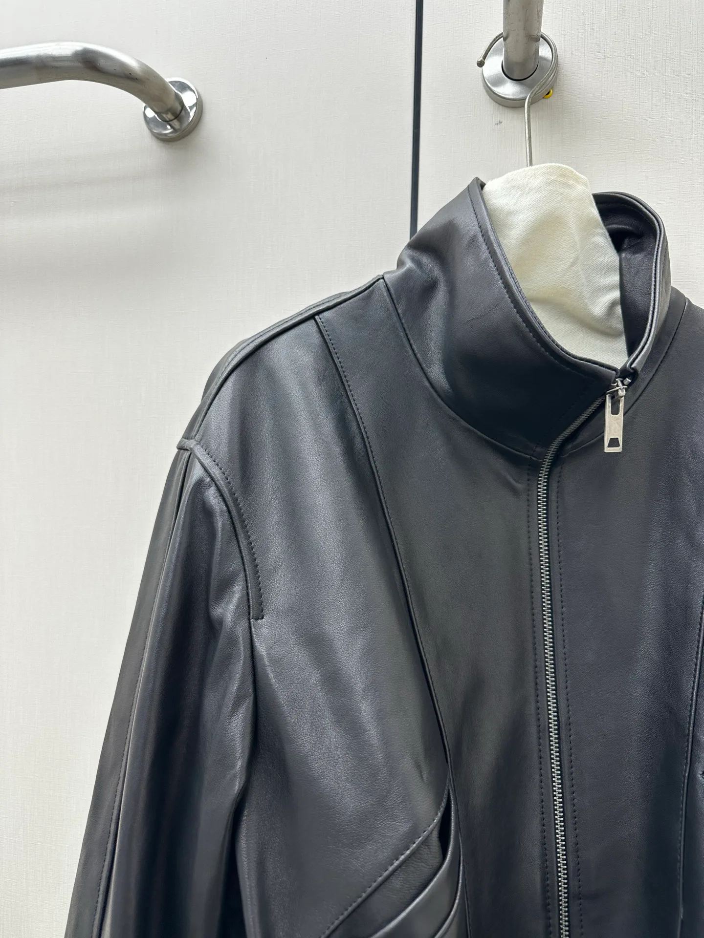 Women's Leather Jackets And Sheepskin Coats SAINT LAURENT 18507719