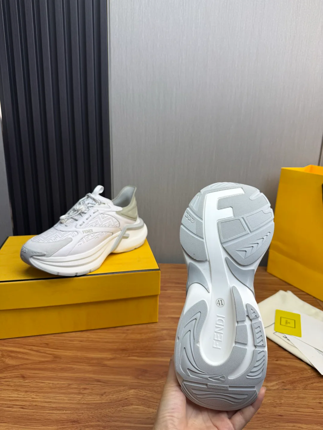 Men's Sneakers FENDI 17955199