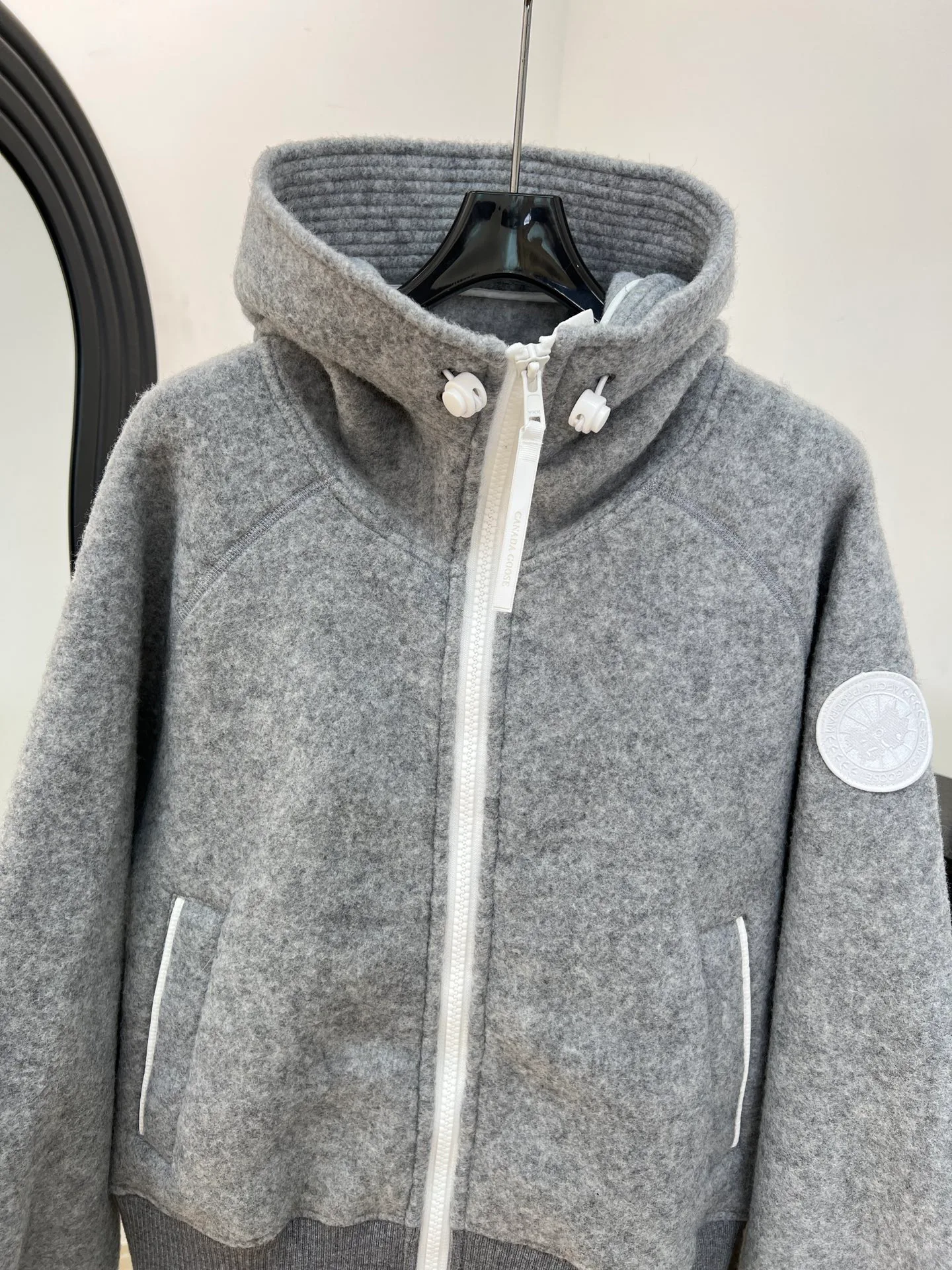 Women's Jackets And Down Jackets CANADA GOOSE 17923101