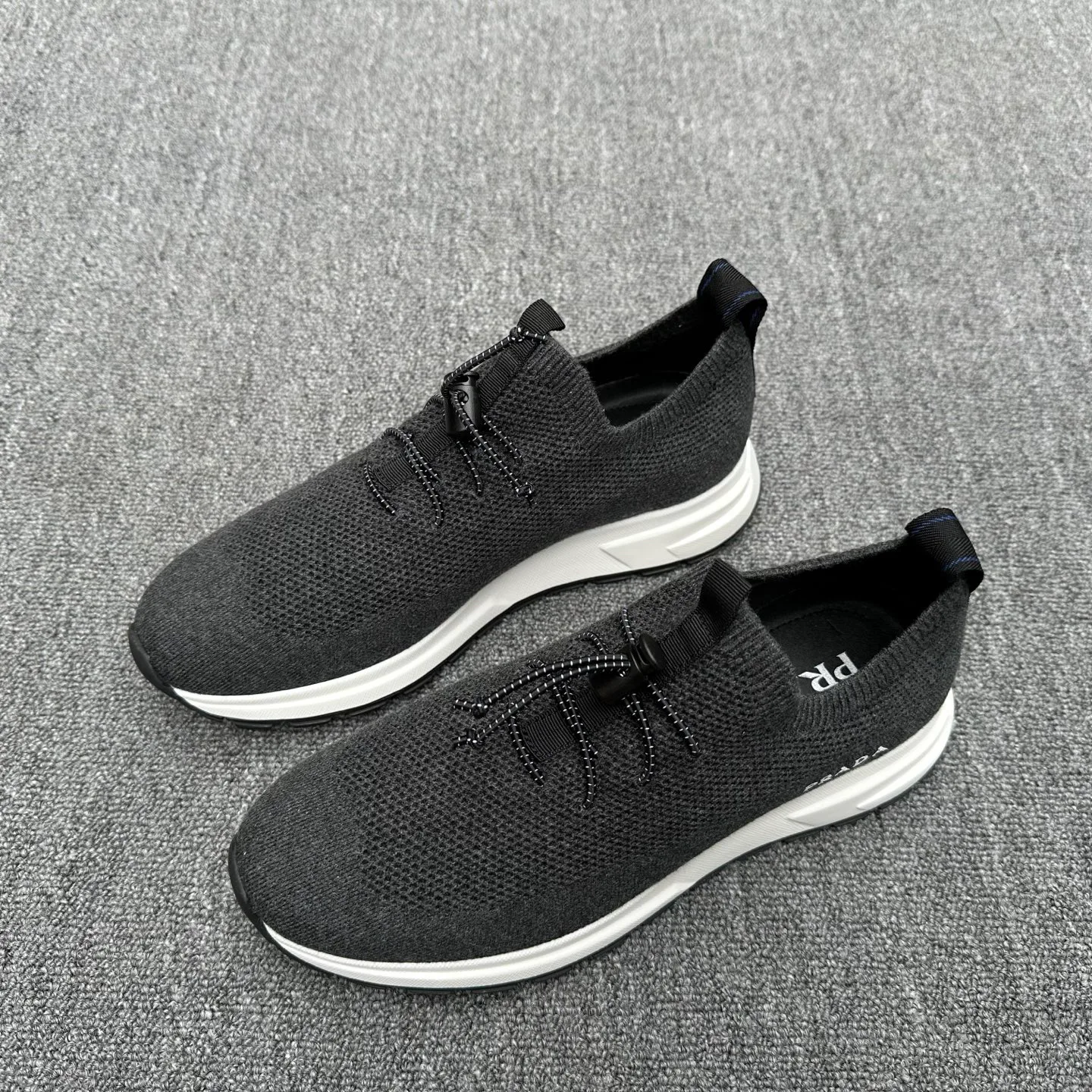 Men's Sneakers PRADA 18076300