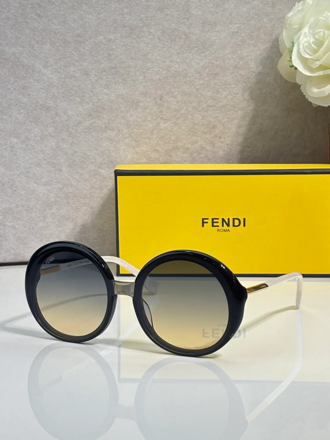 Glasses FENDI 18059743