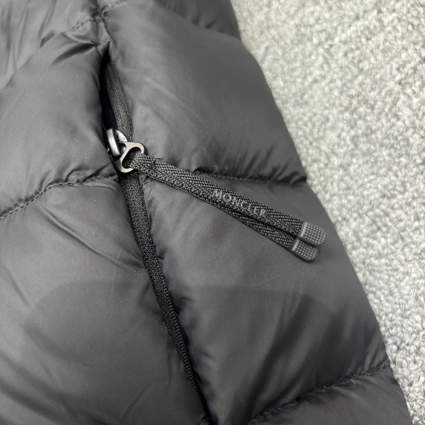 Men's Vests MONCLER 18334175