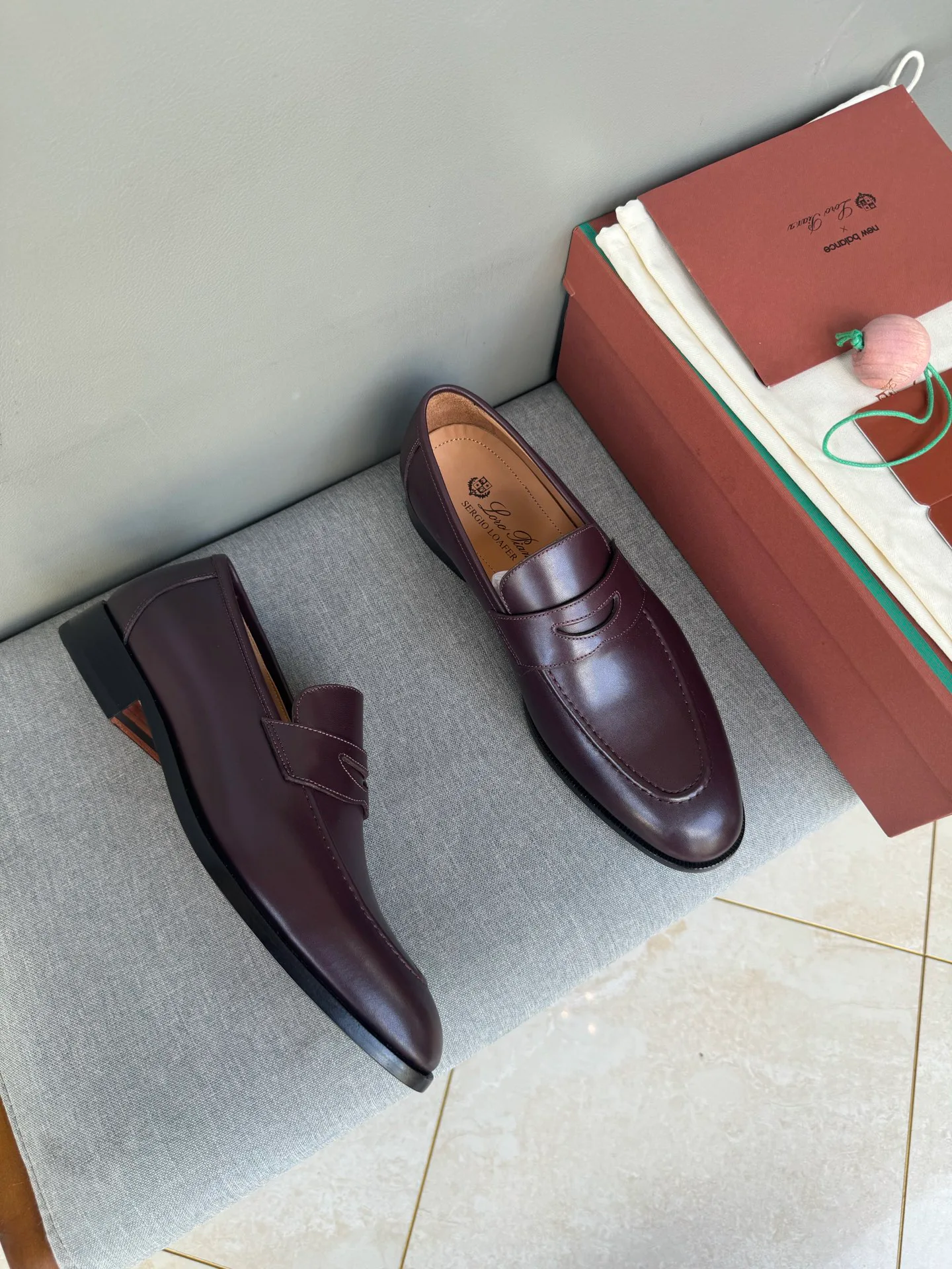 Men's Loafers And Dress Shoes LORO PIANA 18055143