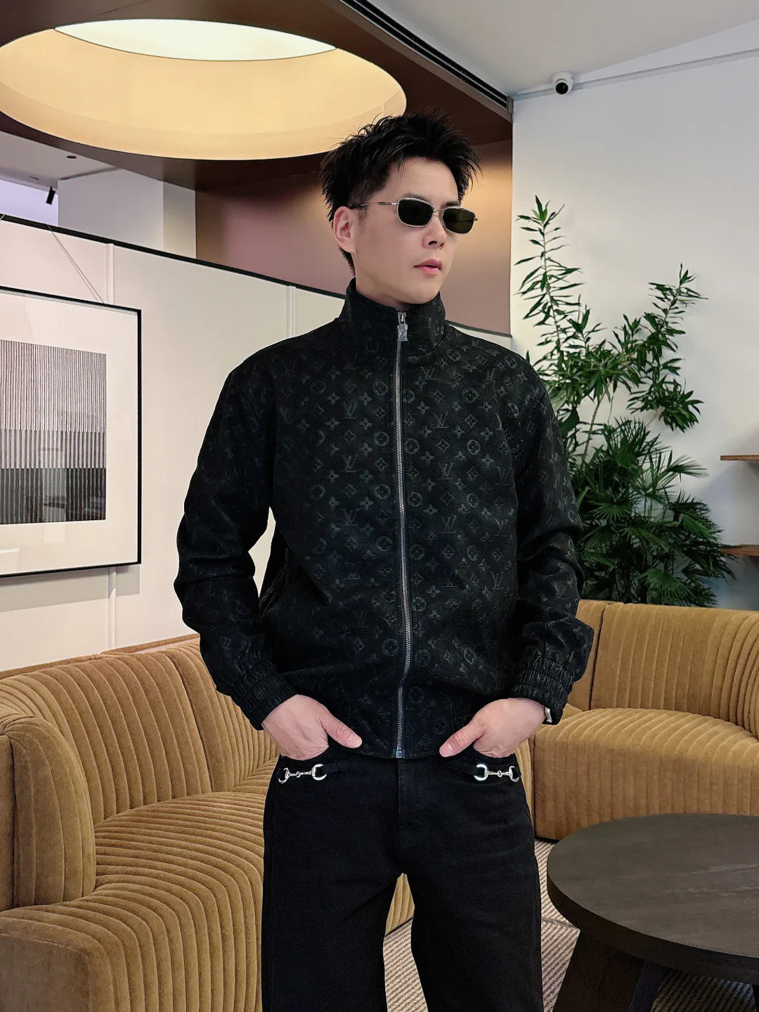 Men's Jackets And Down Jackets LOUIS VUITTON 18097588