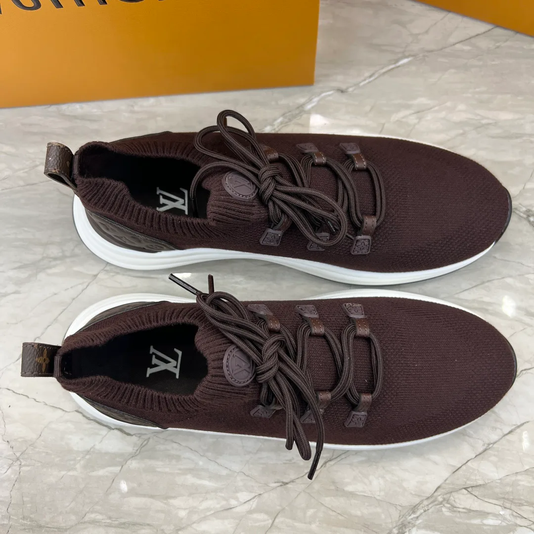 Men's Sneakers LOUIS VUITTON 18227060