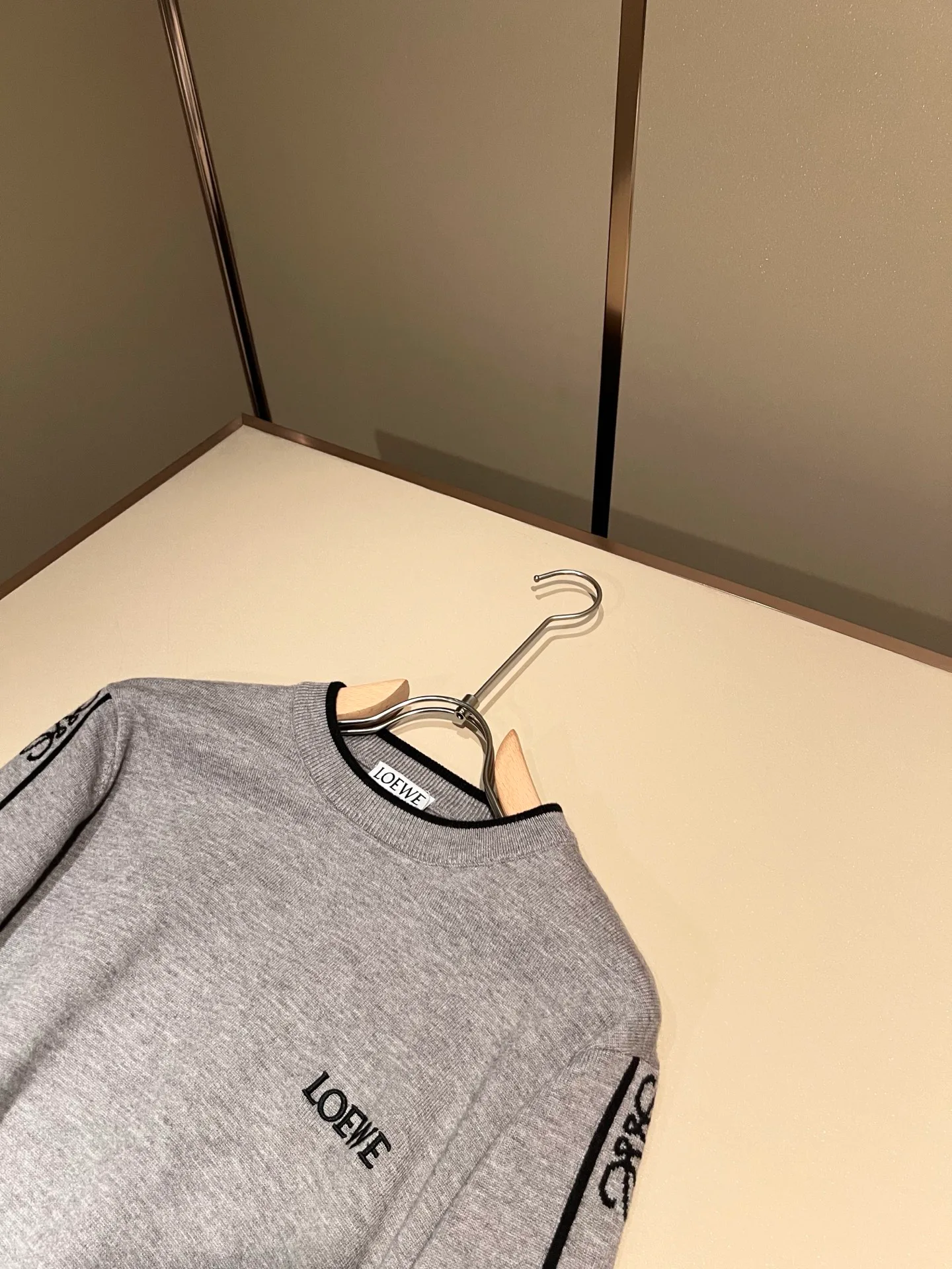 Men's Jumpers And Sweaters LOEWE 18395696
