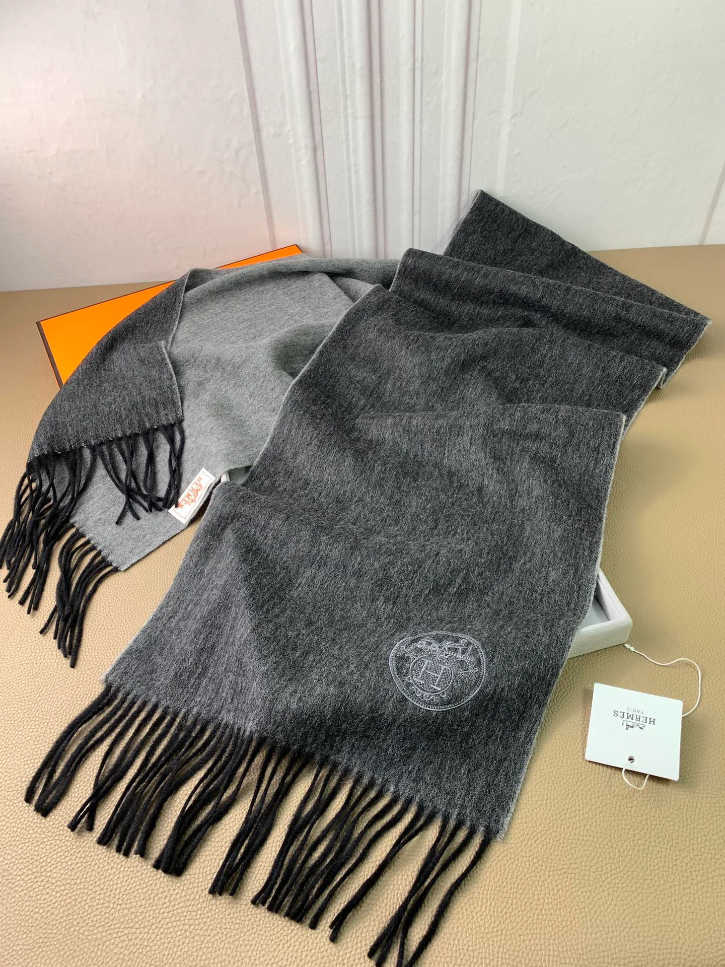 Scarves HERMES 18105094
