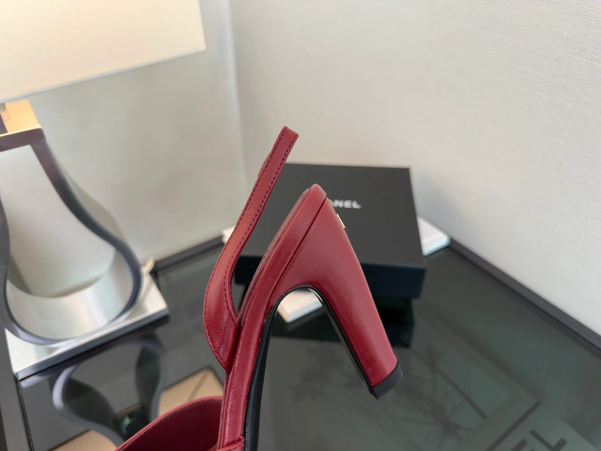 Women's Heels CHANEL 18402052