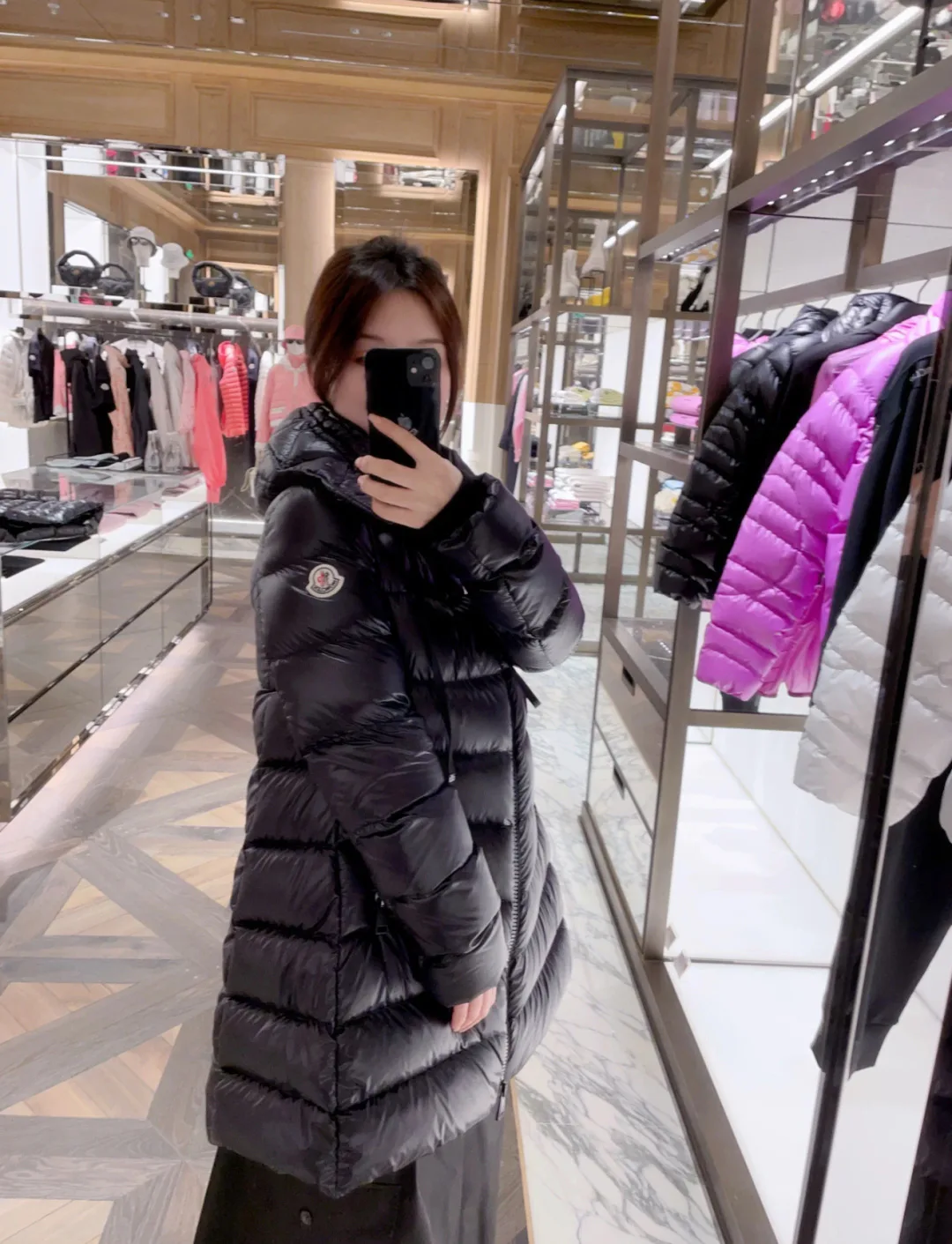Women's Jackets And Down Jackets MONCLER 18184462