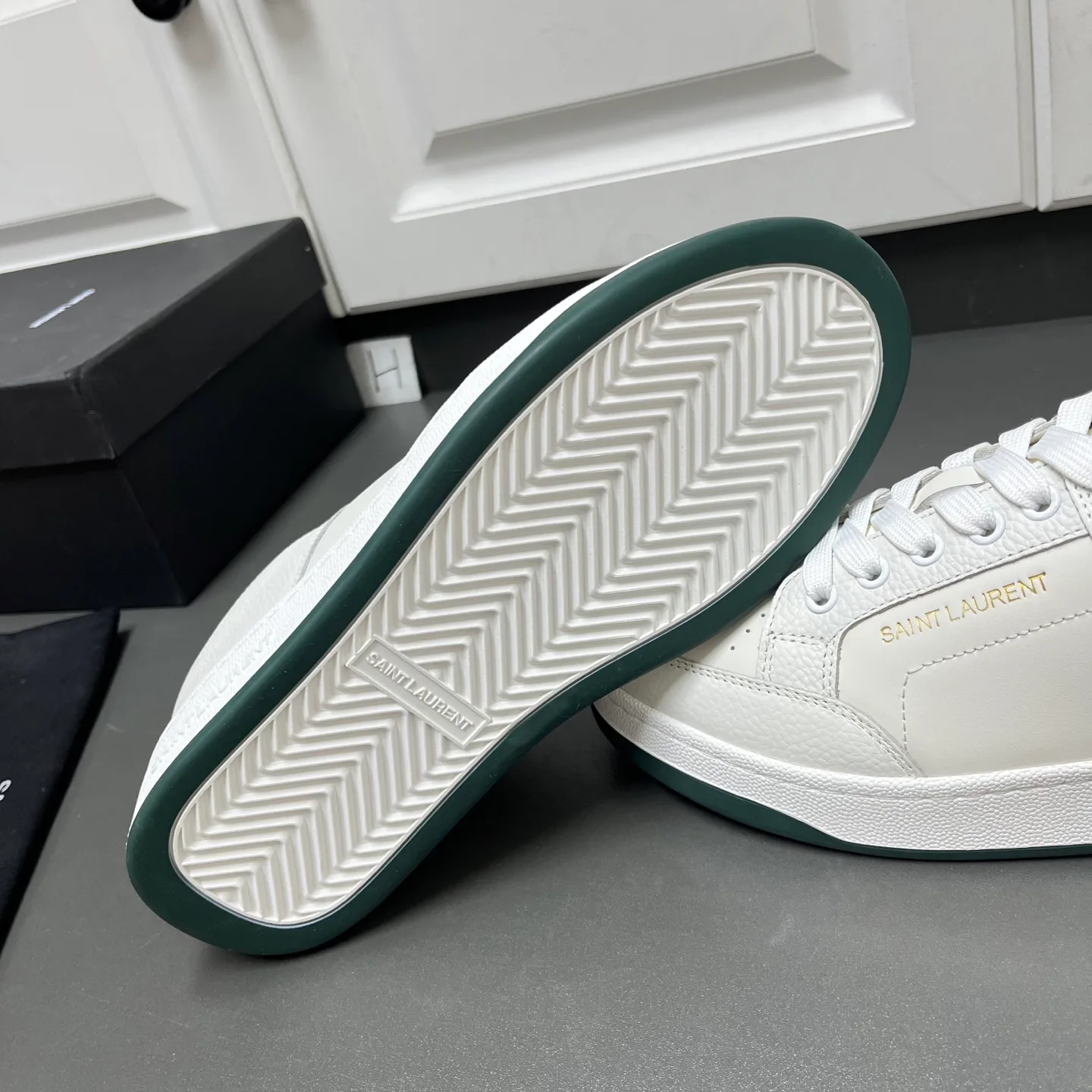 Women's Sneakers SAINT LAURENT 17636686