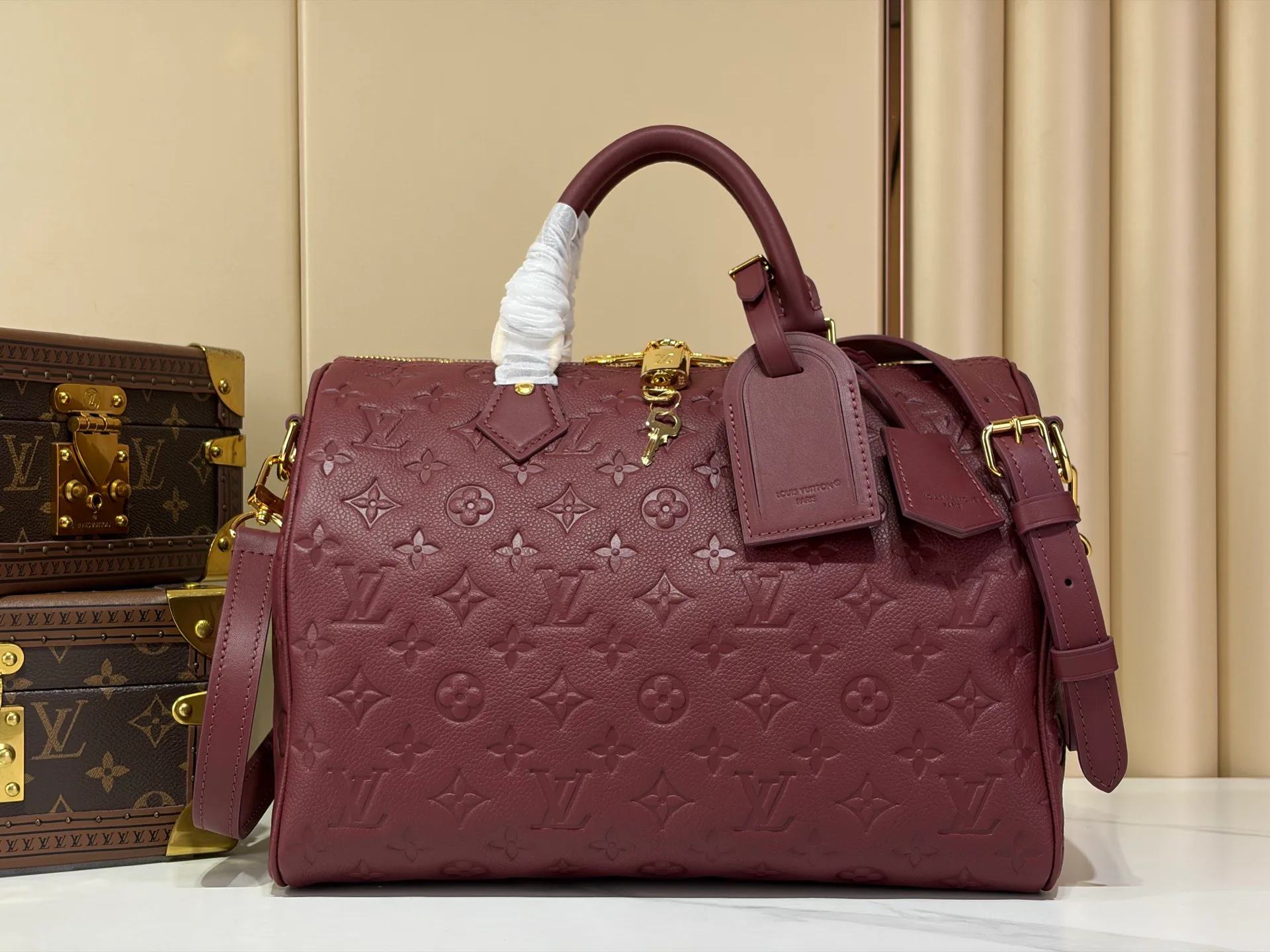 Women's Classic Handbags LOUIS VUITTON 18240296