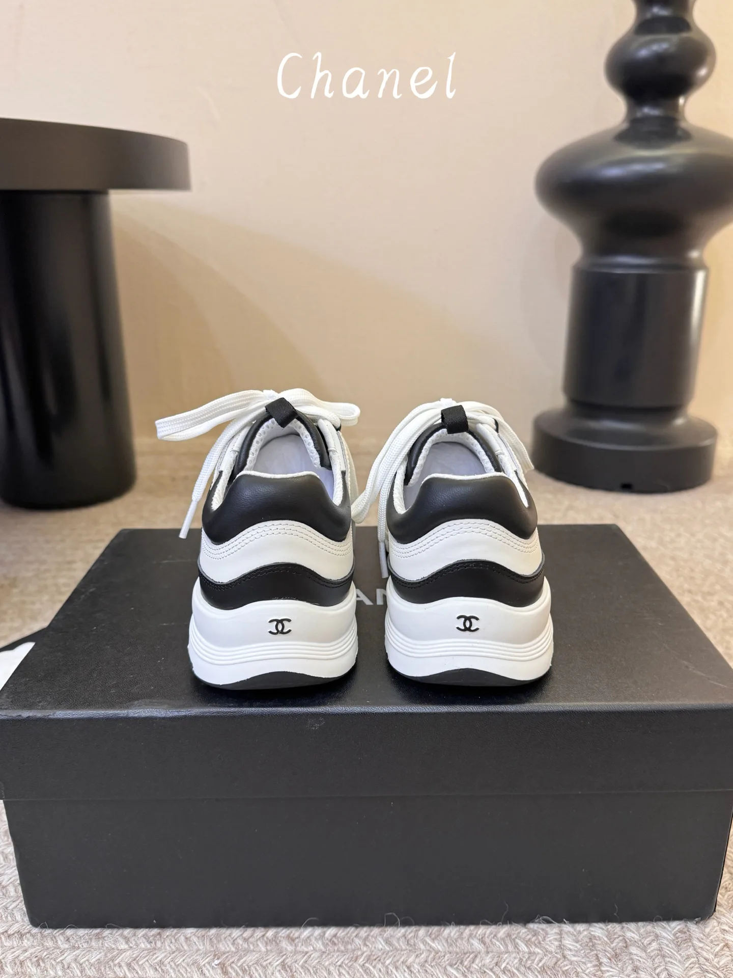 Women's Sneakers CHANEL 17978460